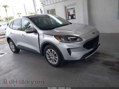 2020 Ford ESCAPE SE, серебристый — VIN 1FMCU0G63LUA94170, IAAI