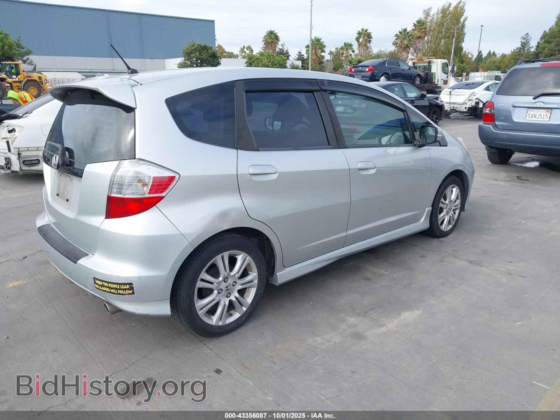 2011 HONDA FIT - VIN: JHMGE8H53BC014165 - Фото 4