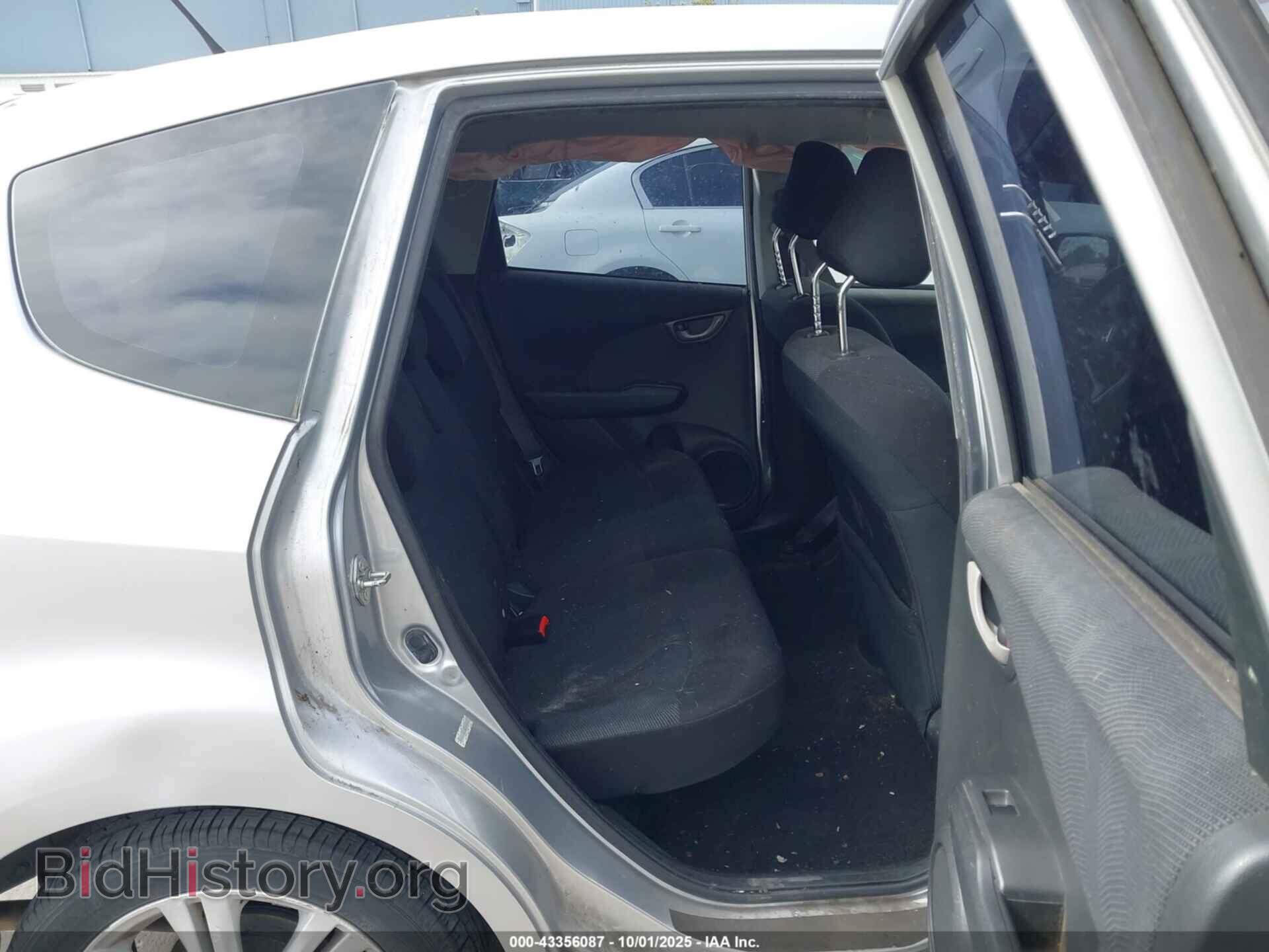 2011 HONDA FIT - VIN: JHMGE8H53BC014165 - Фото 8
