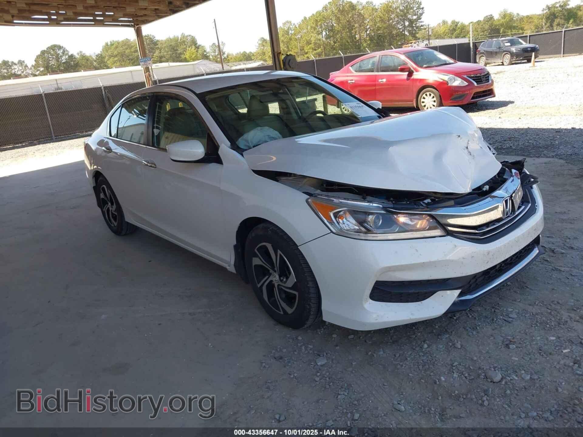 Photo 1HGCR2F3XHA112974 - HONDA ACCORD 2017