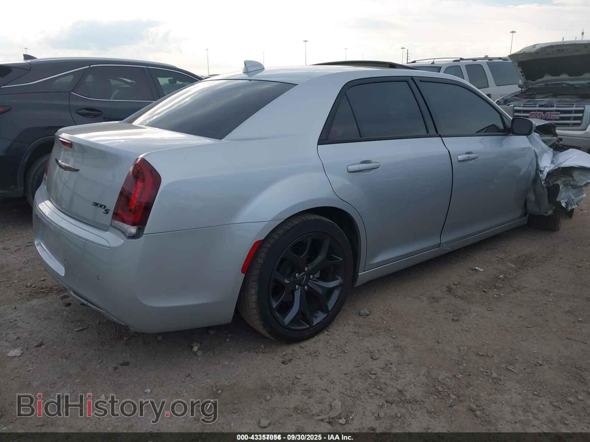 2023 CHRYSLER 300 - VIN: 2C3CCABG7PH577350 - Фото 4