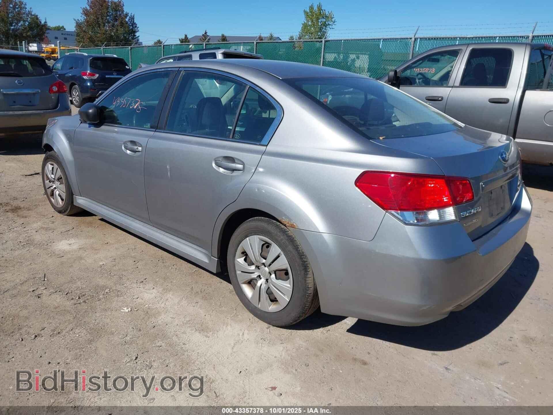 2011 SUBARU LEGACY - VIN: 4S3BMCA60B3219995 - Фото 3