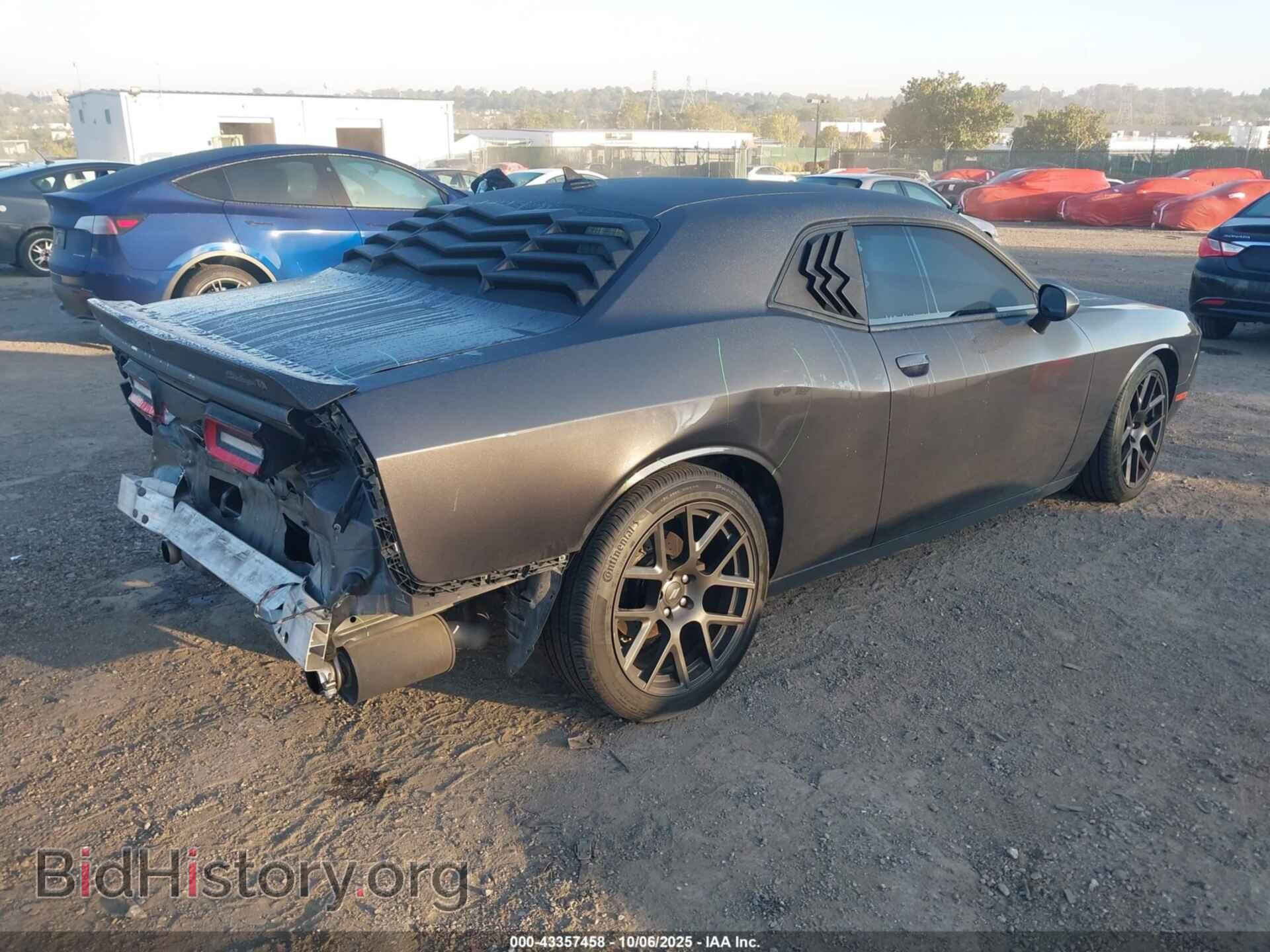 2017 DODGE CHALLENGER - VIN: 2C3CDZBT2HH639831 - Фото 4