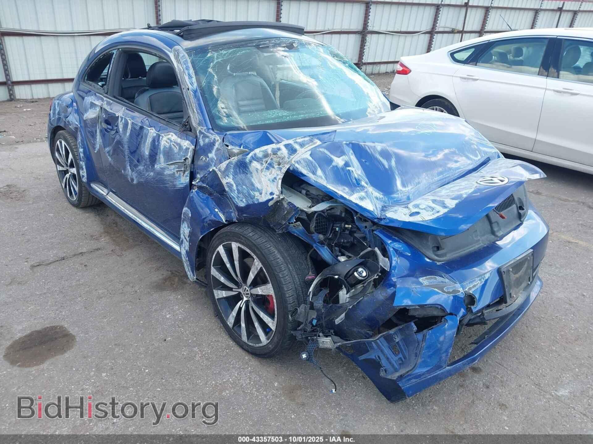 Photo 3VWVS7AT2EM607617 - VOLKSWAGEN BEETLE 2014