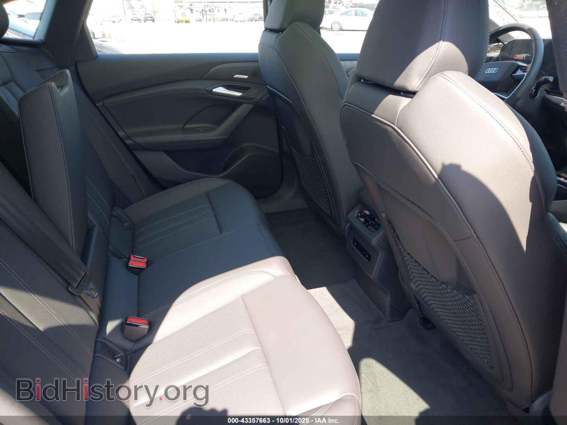 2025 AUDI A6 E-TRON - VIN: WAU2CAGH4SA018724 - Фото 8