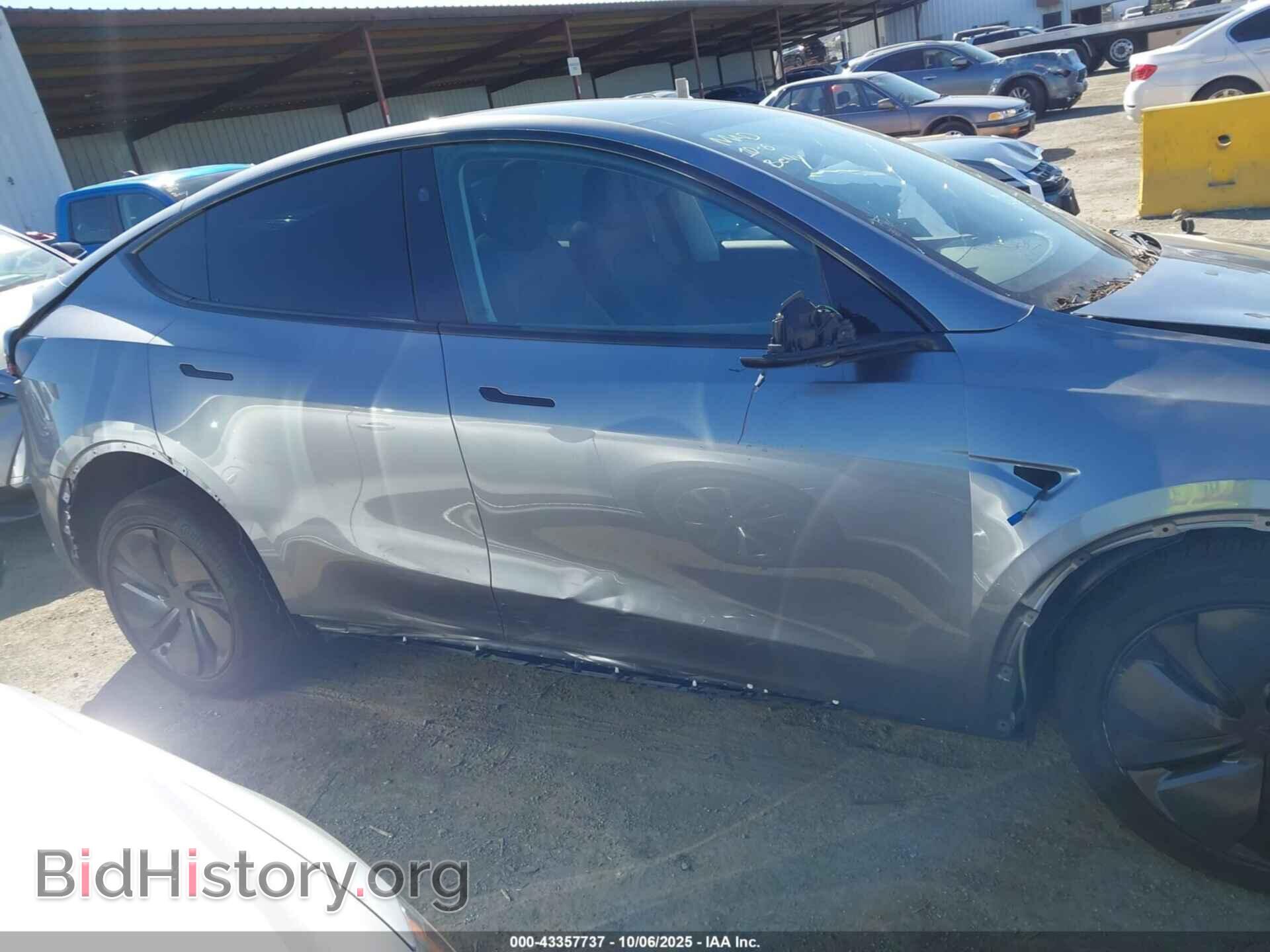 2026 TESLA MODEL Y - VIN: 7SAYGDED2TF422250 - Фото 14