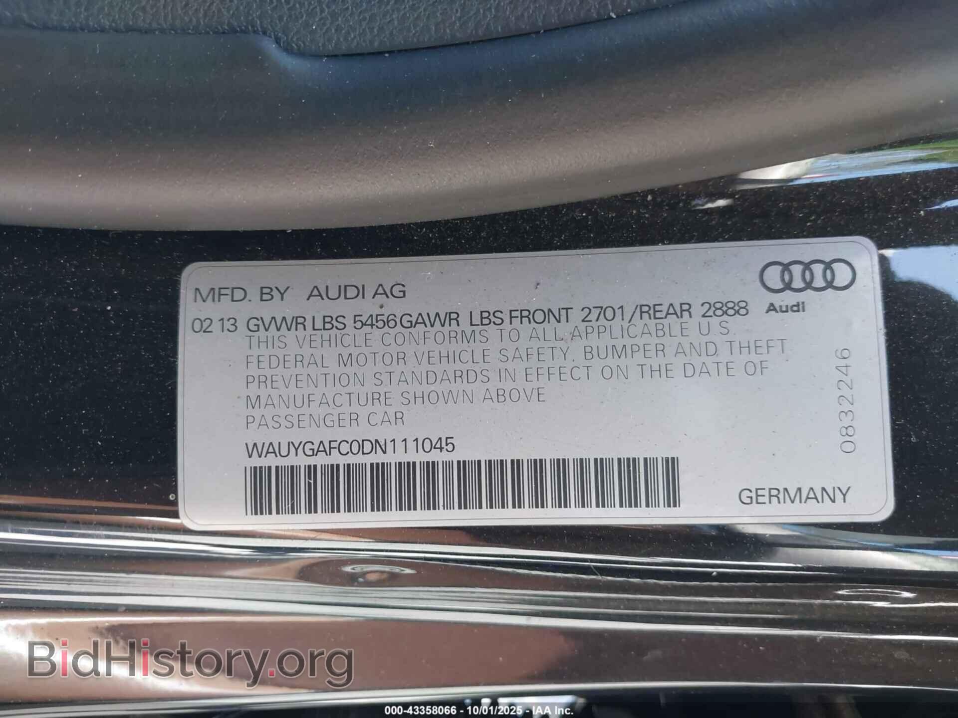 2013 AUDI A7 - VIN: WAUYGAFC0DN111045 - Фото 9