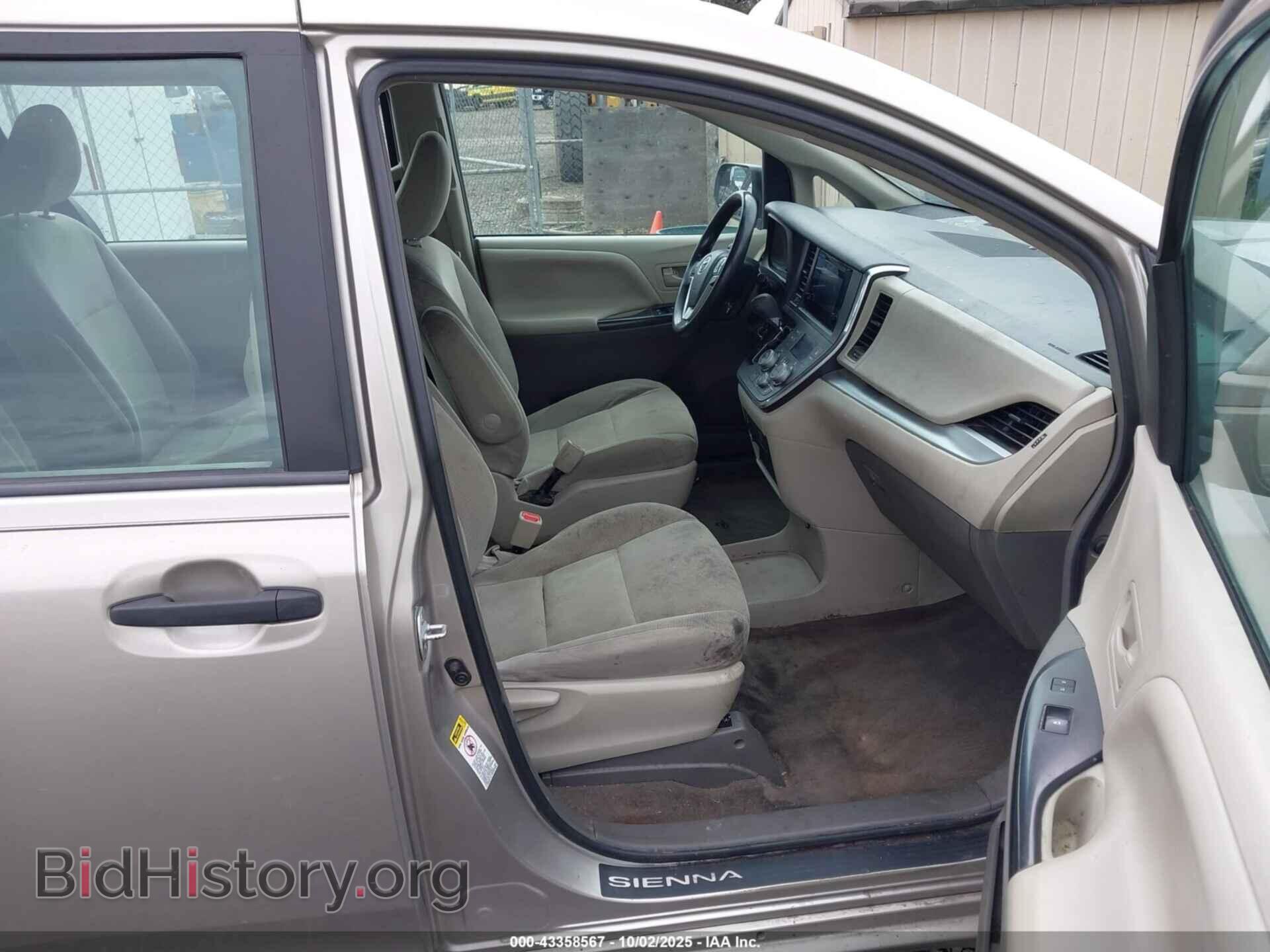 2017 TOYOTA SIENNA - VIN: 5TDZZ3DC0HS874408 - Фото 5
