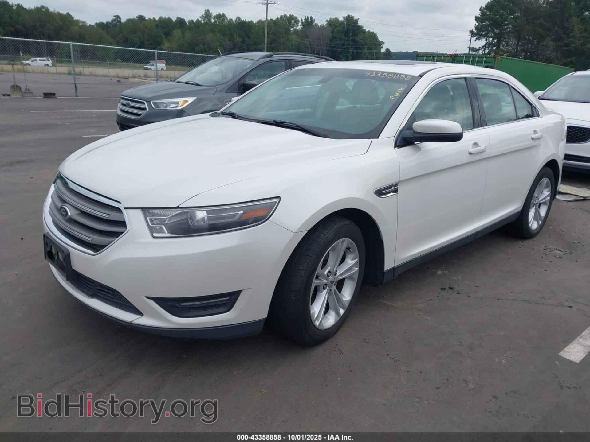 2015 FORD TAURUS - VIN: 1FAHP2E80FG133002 - Photo 2