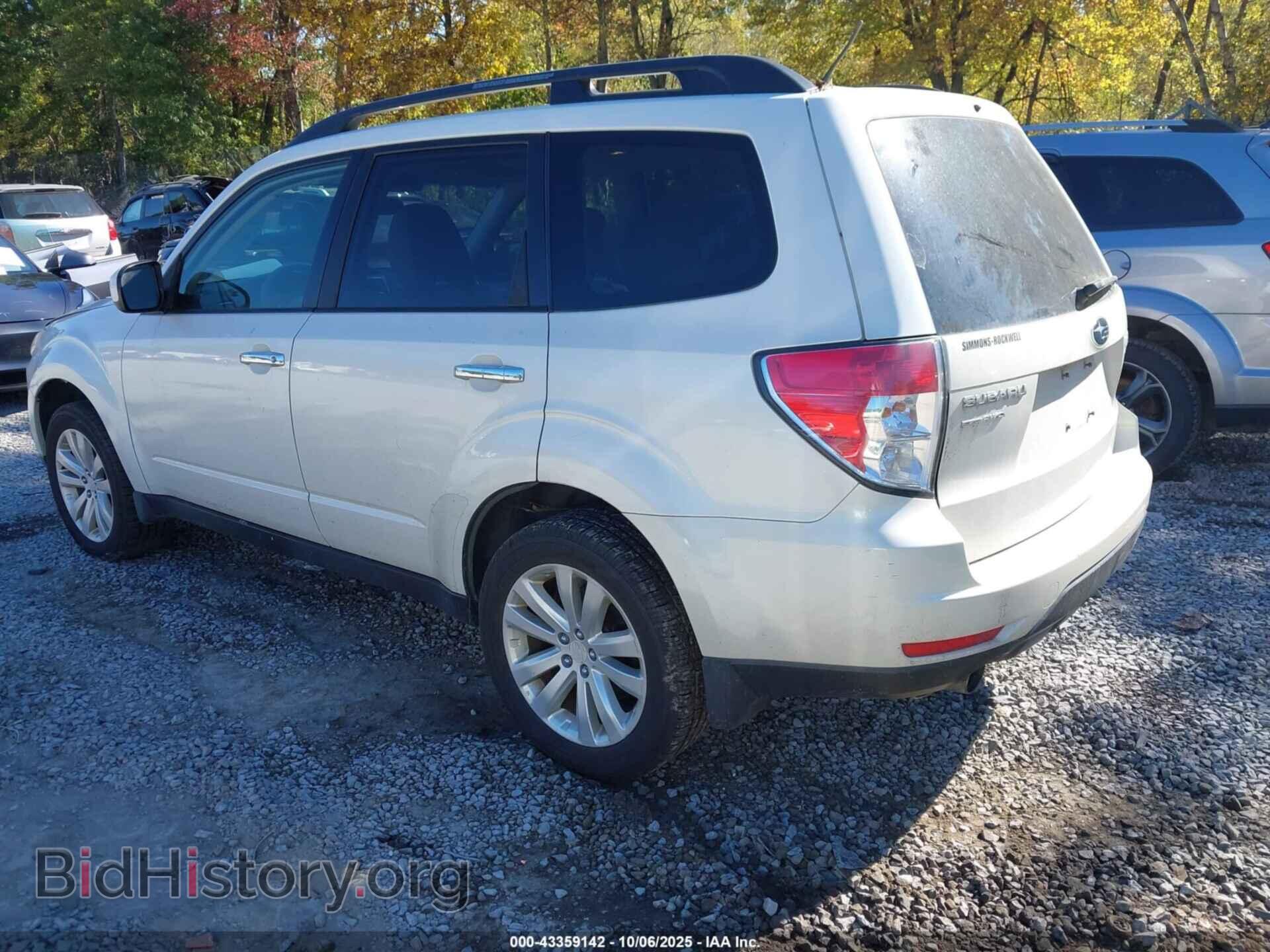 2011 SUBARU FORESTER - VIN: JF2SHAEC1BH755562 - Фото 3