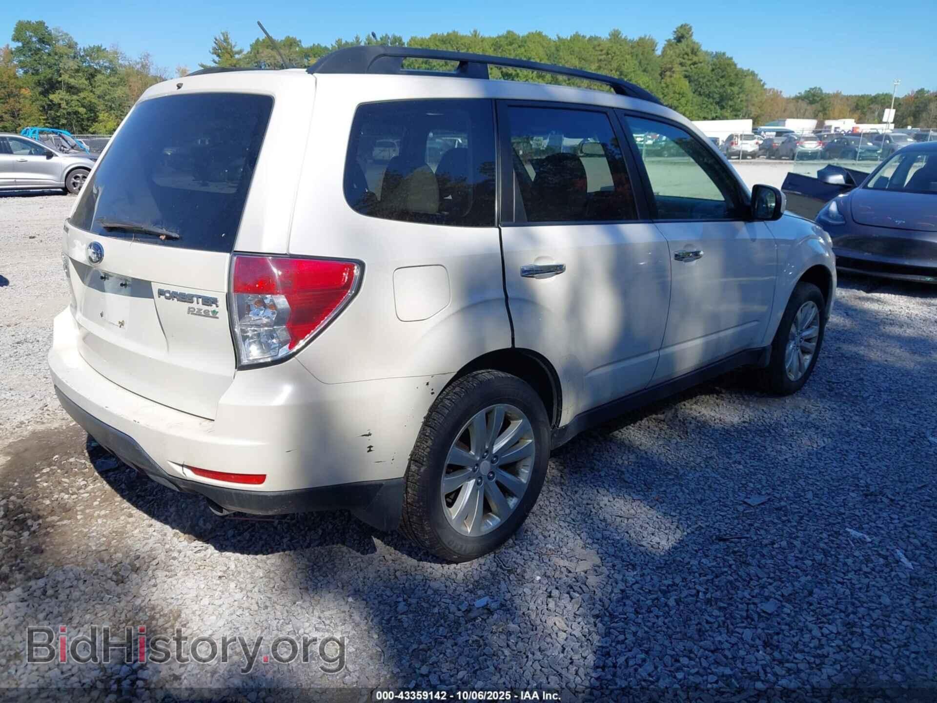 2011 SUBARU FORESTER - VIN: JF2SHAEC1BH755562 - Фото 4