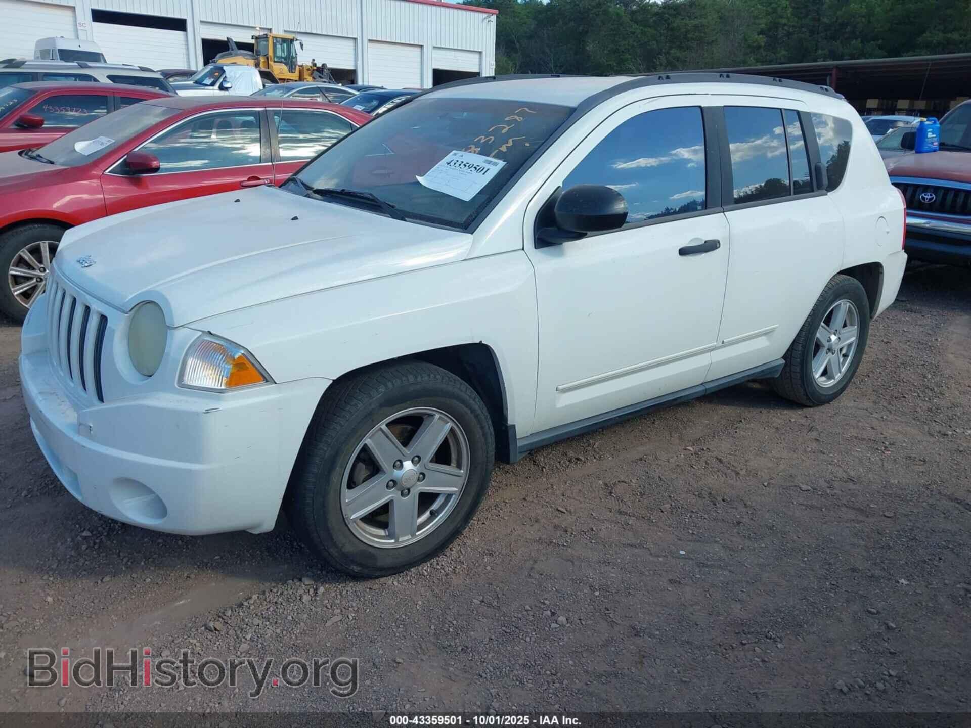 2007 JEEP COMPASS - VIN: 1J8FF47W27D583287 - Фото 2