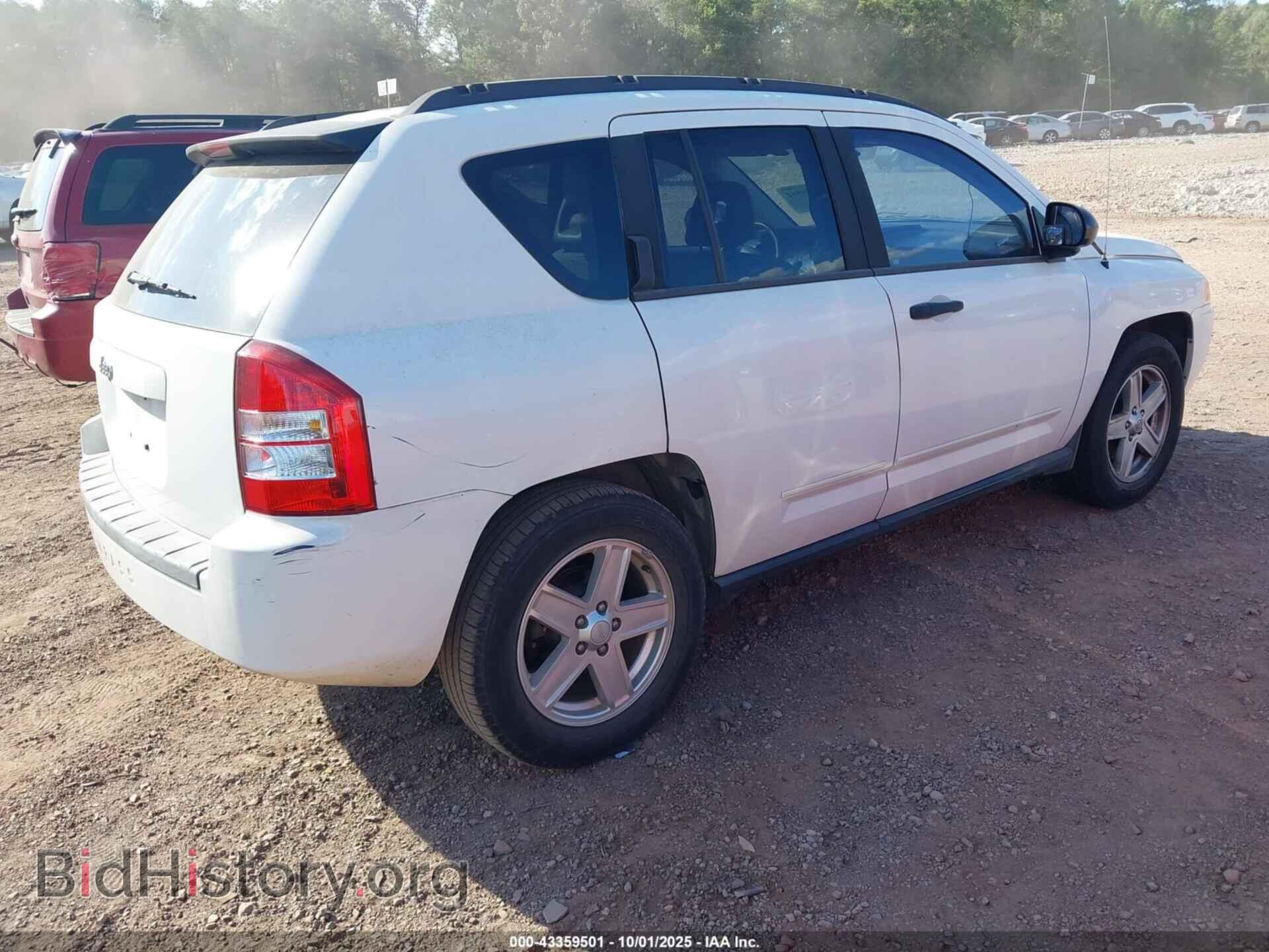2007 JEEP COMPASS - VIN: 1J8FF47W27D583287 - Фото 4