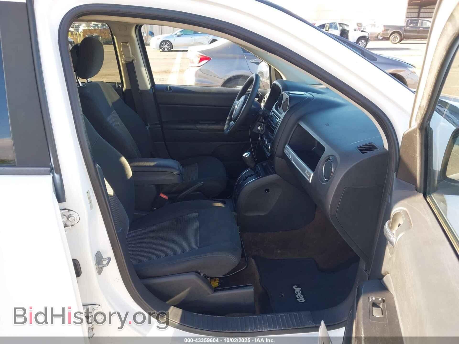 2014 JEEP COMPASS - VIN: 1C4NJCBA4ED881778 - Фото 5