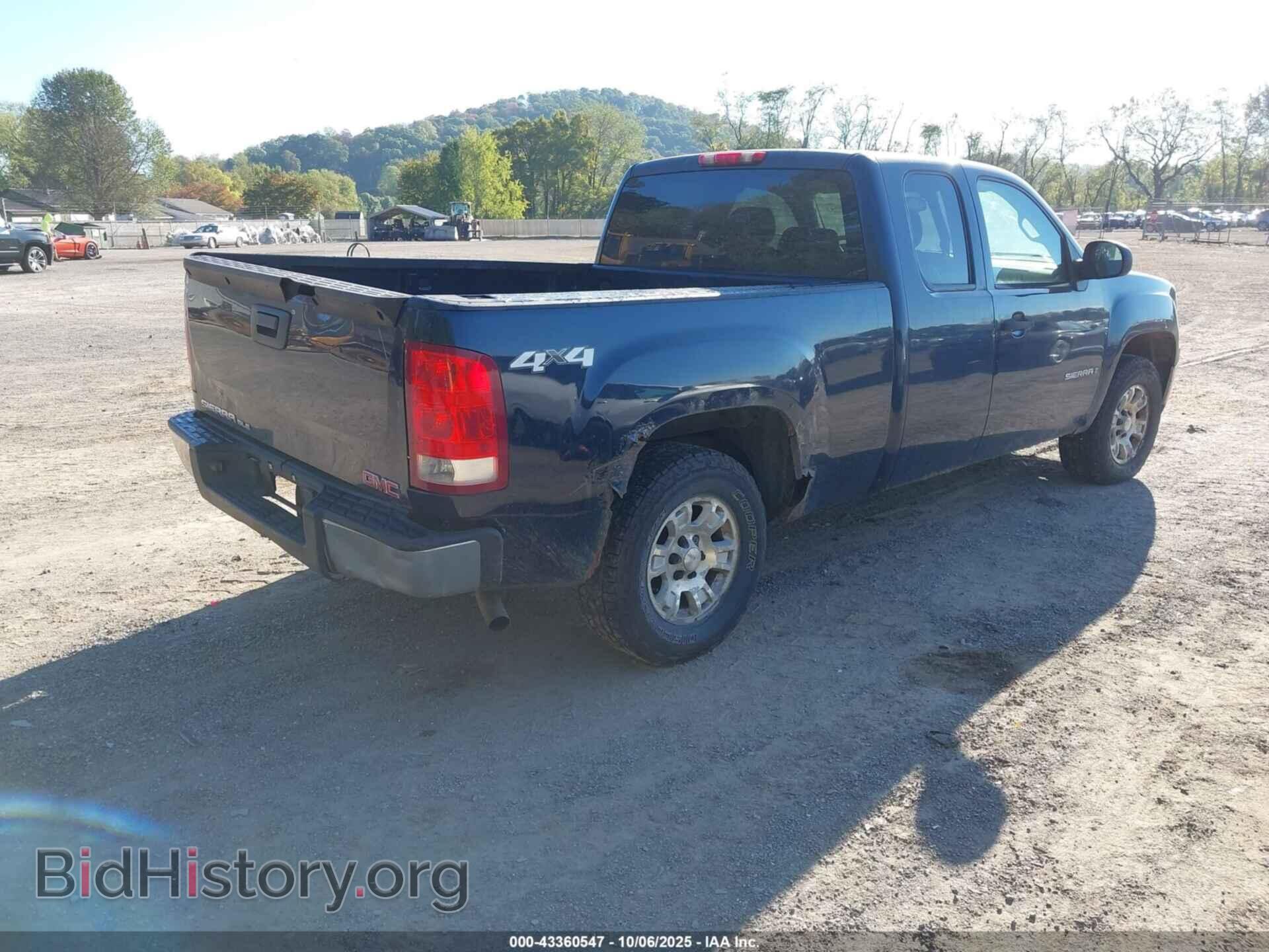 2007 GMC SIERRA 1500 - VIN: 2GTEK19C571584302 - Фото 4