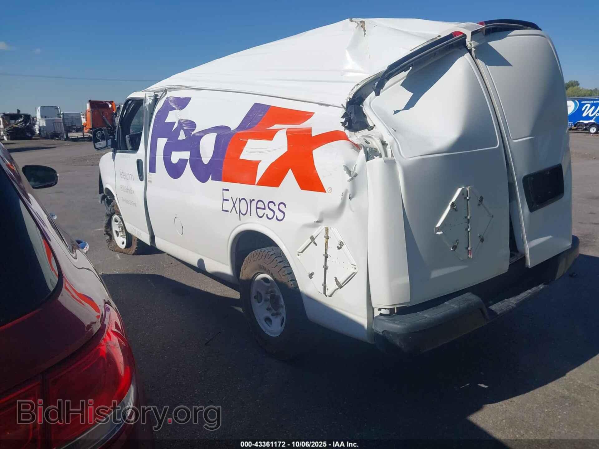 2012 GMC SAVANA 2500 - VIN: 1GTW7FCA4C1140340 - Photo 3