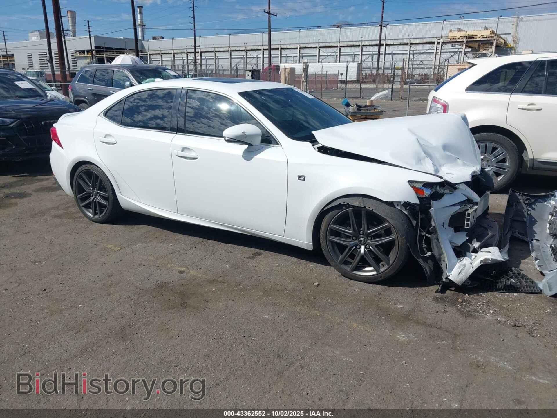 Фотография JTHBF1D25F5079202 - LEXUS IS 250 2015