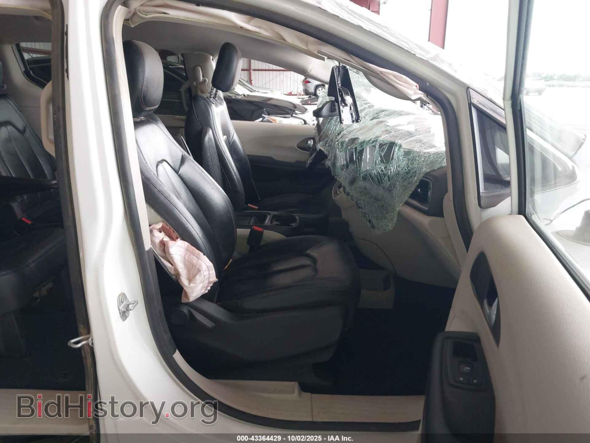 2017 CHRYSLER PACIFICA - VIN: 2C4RC1BG2HR785024 - Photo 5