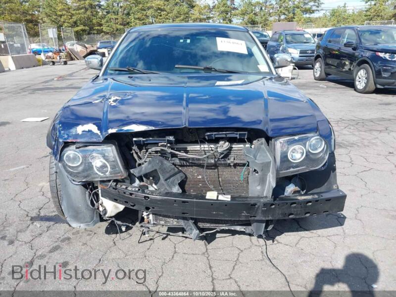 2005 Chrysler 300C (VIN 2C3AA63H65H137165) — photo 6 of 16