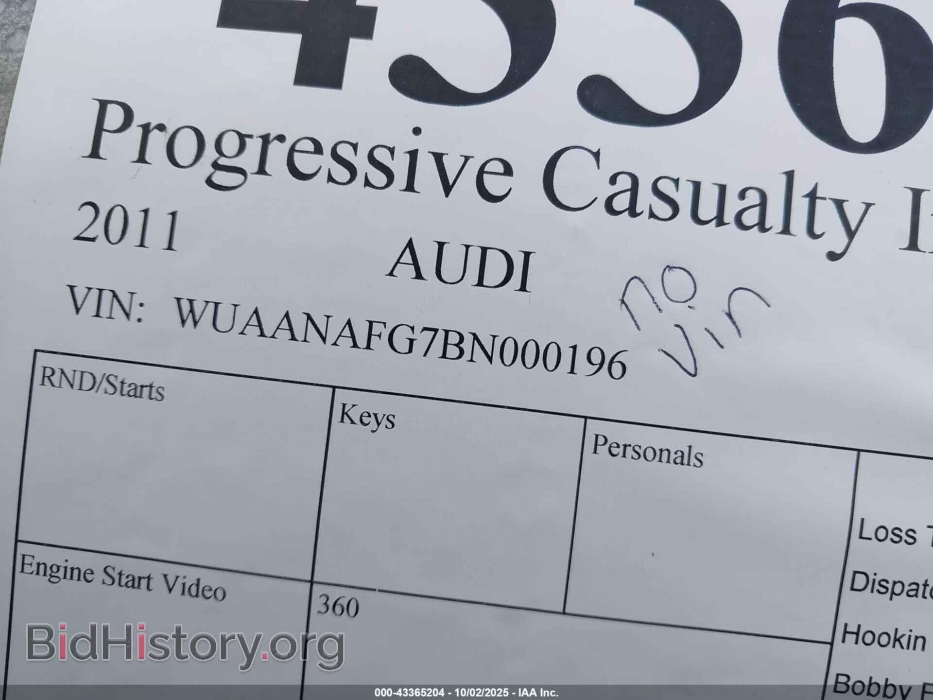 2011 AUDI R8 - VIN: WUAANAFG7BN000196 - Фото 9