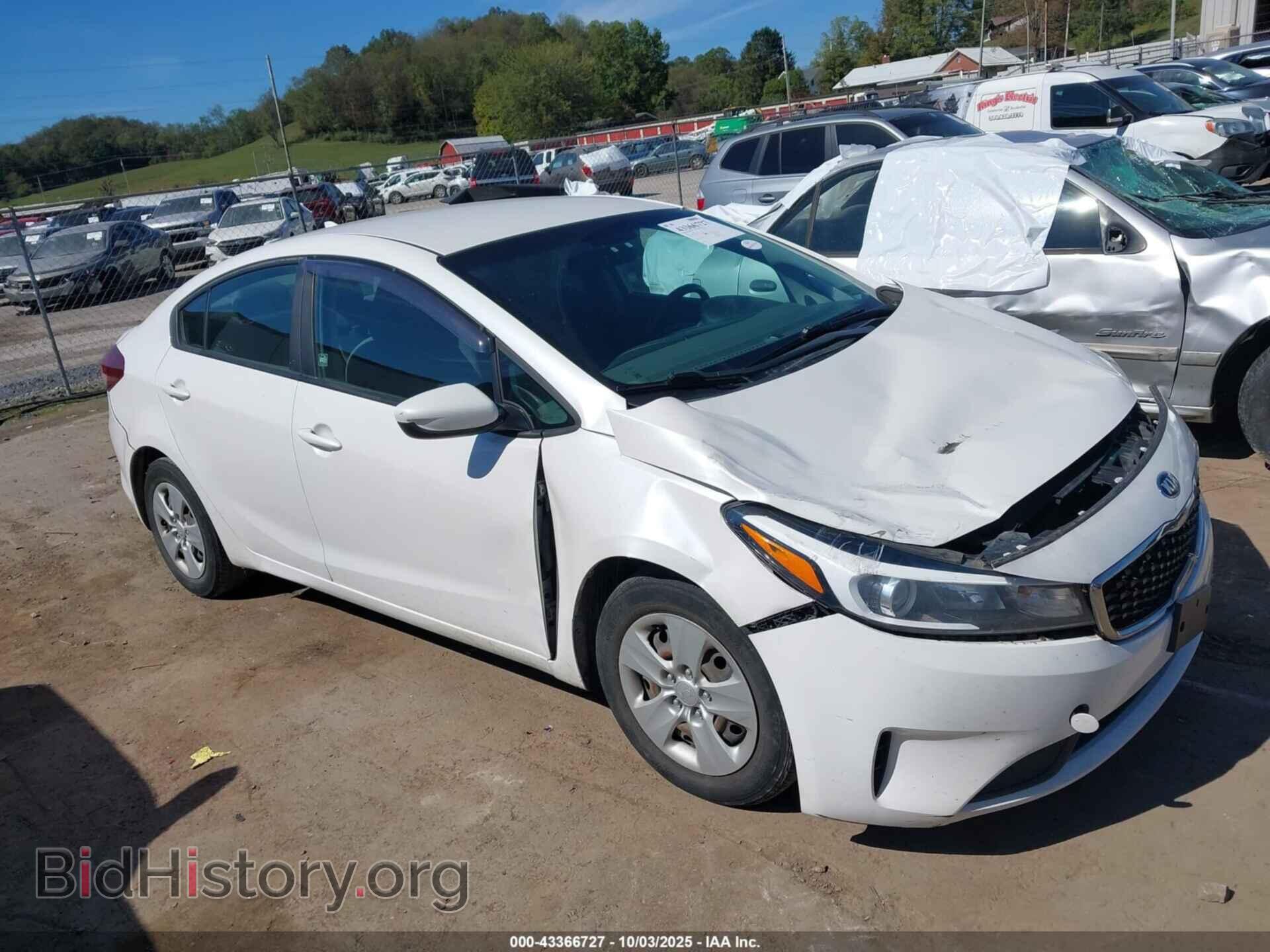 Photo 3KPFL4A75HE060119 - KIA FORTE 2017