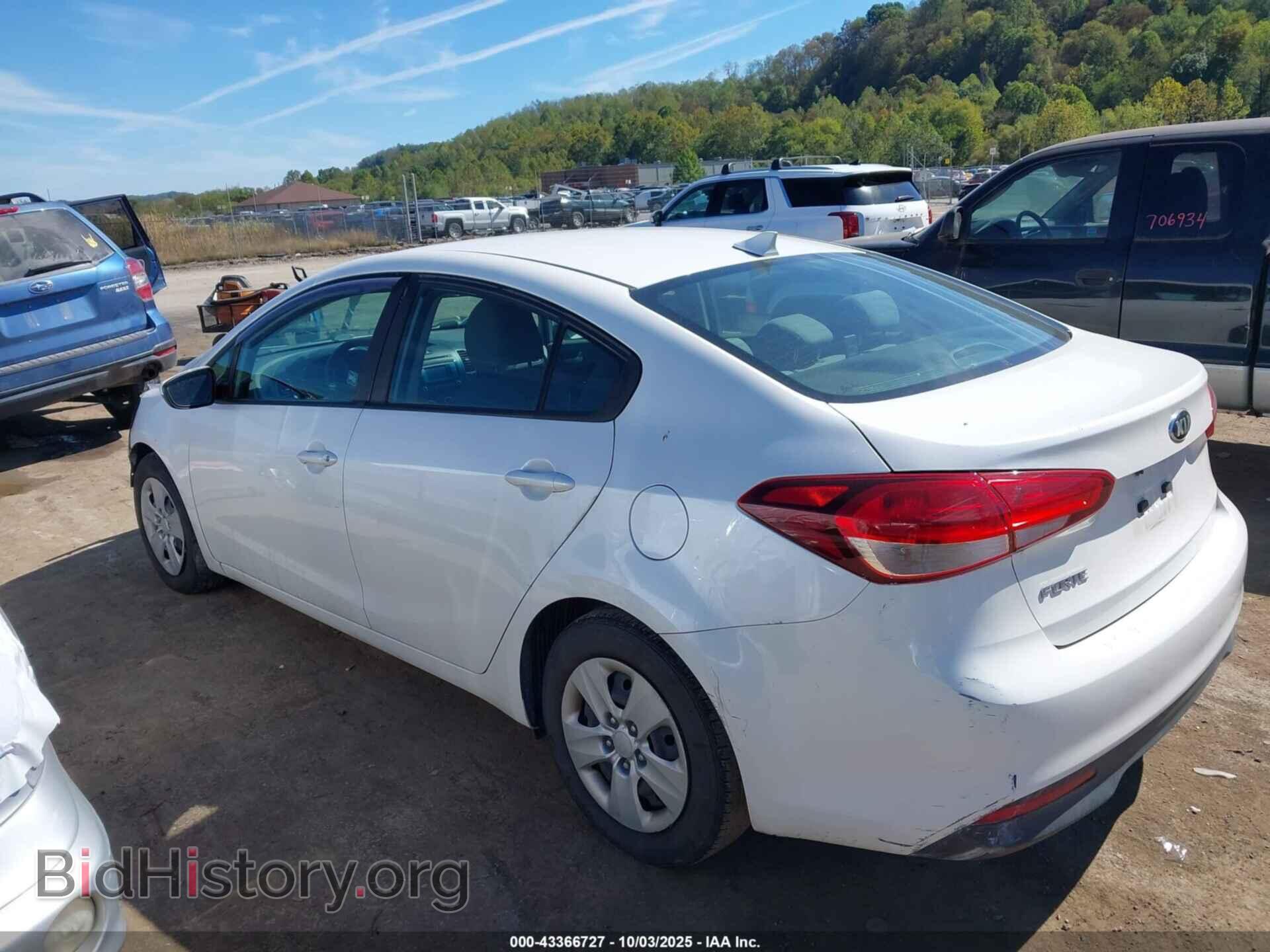 2017 KIA FORTE - VIN: 3KPFL4A75HE060119 - Фото 3