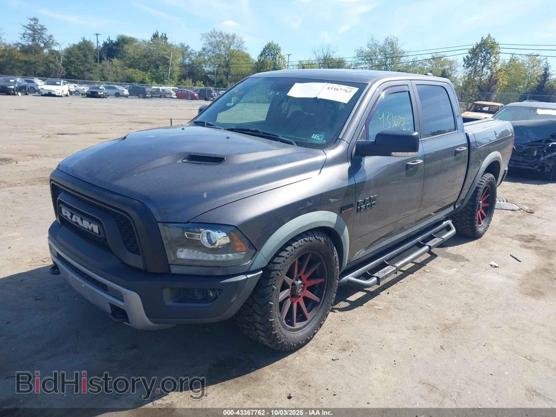 2017 RAM 1500 - VIN: 1C6RR7YT2HS581190 - Фото 2