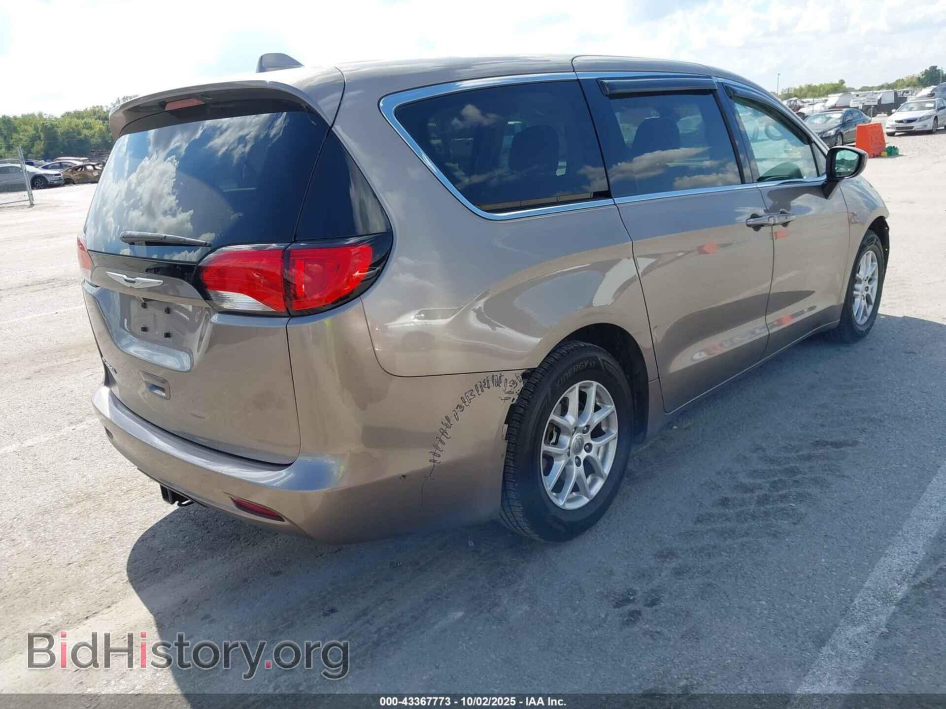 2017 CHRYSLER PACIFICA - VIN: 2C4RC1DG7HR771861 - Фото 4