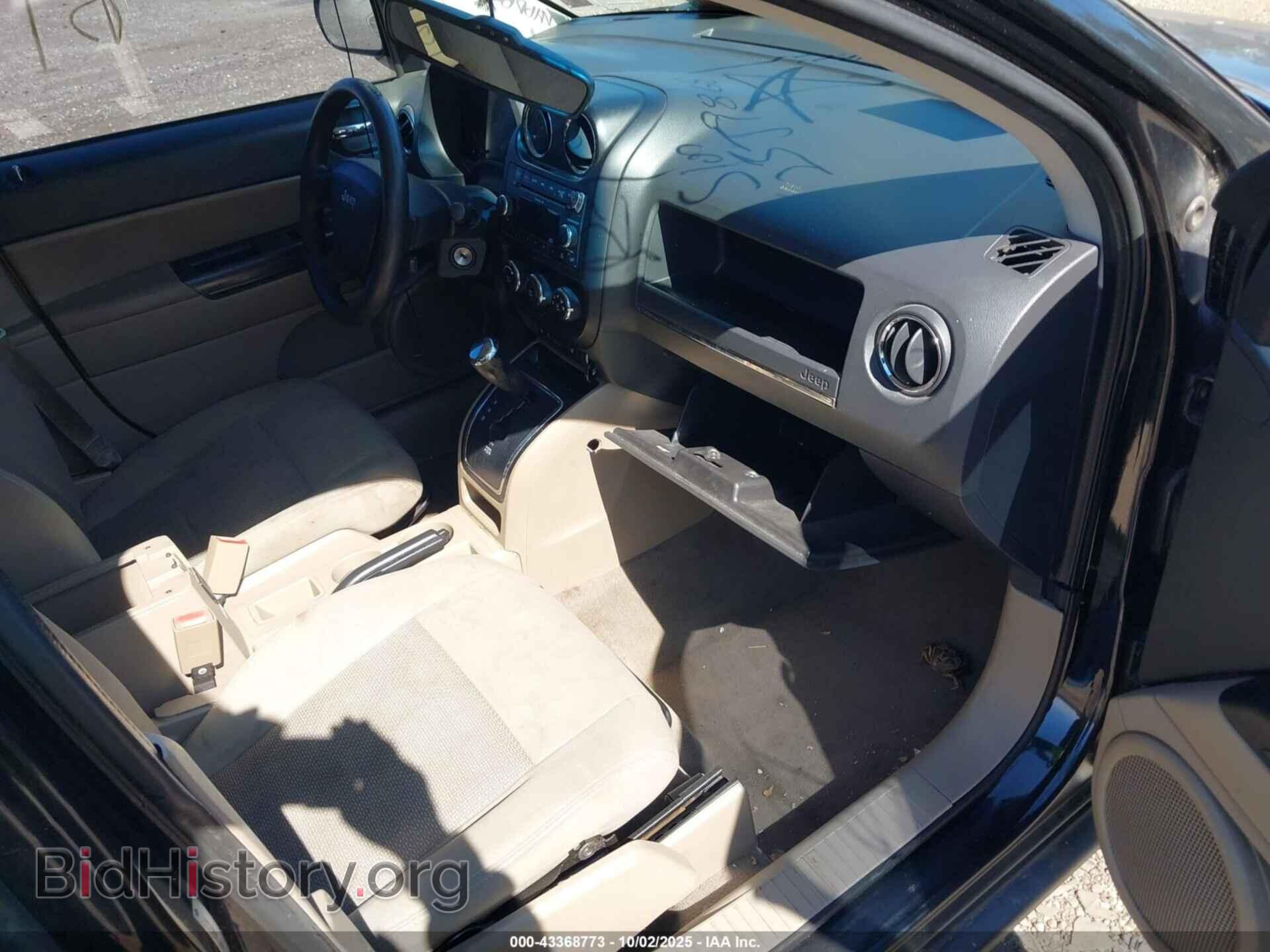 2010 JEEP COMPASS - VIN: 1J4NT4FB3AD506343 - Фото 5