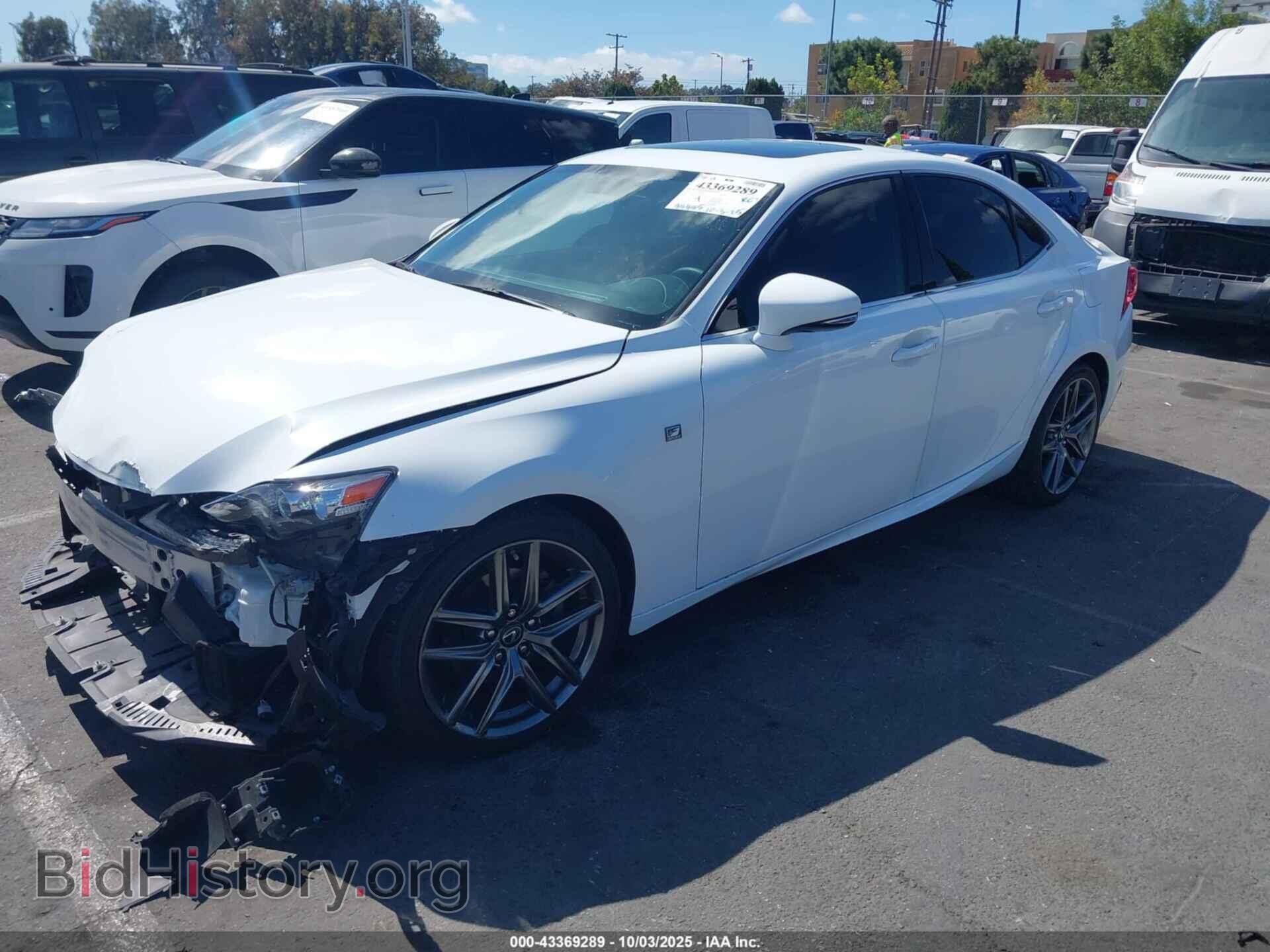 2015 LEXUS IS 250 - VIN: JTHBF1D21F5067581 - Фото 2