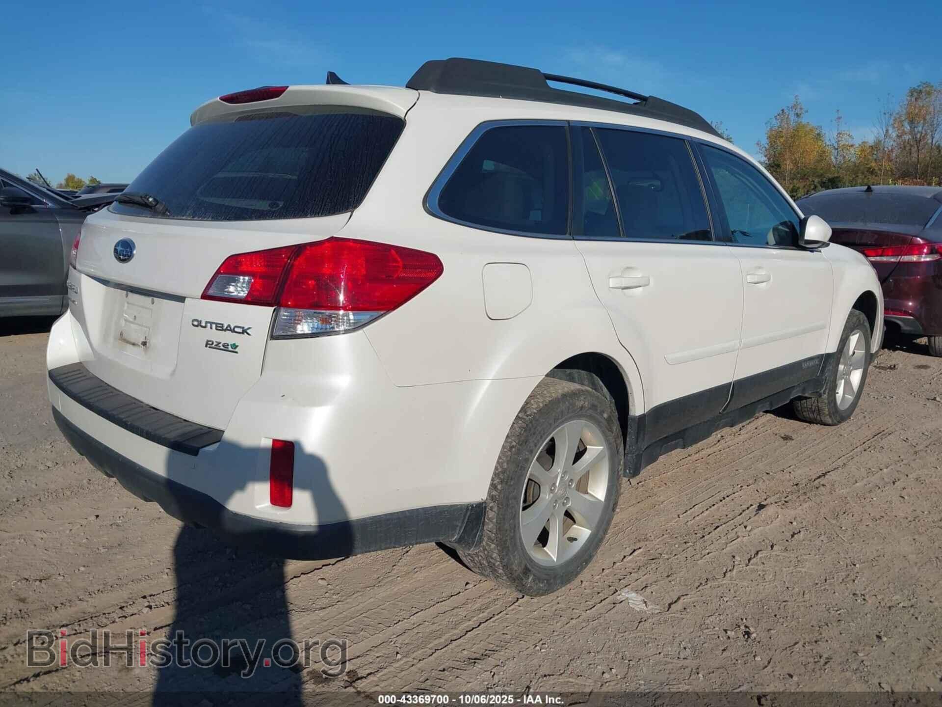 2014 SUBARU OUTBACK - VIN: 4S4BRBCC1E3247898 - Фото 4