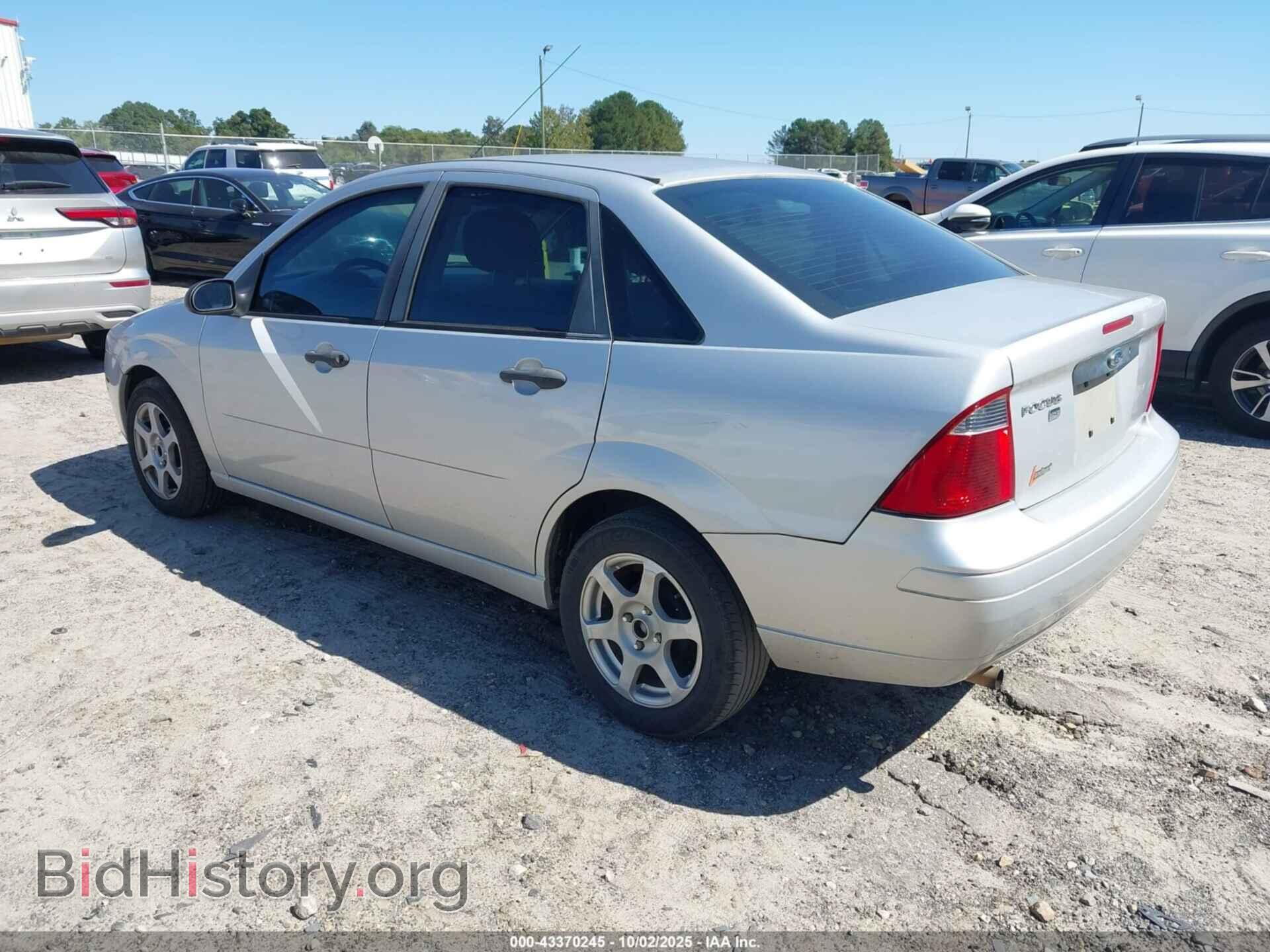 2007 FORD FOCUS - VIN: 1FAHP34N47W331201 - Фото 3
