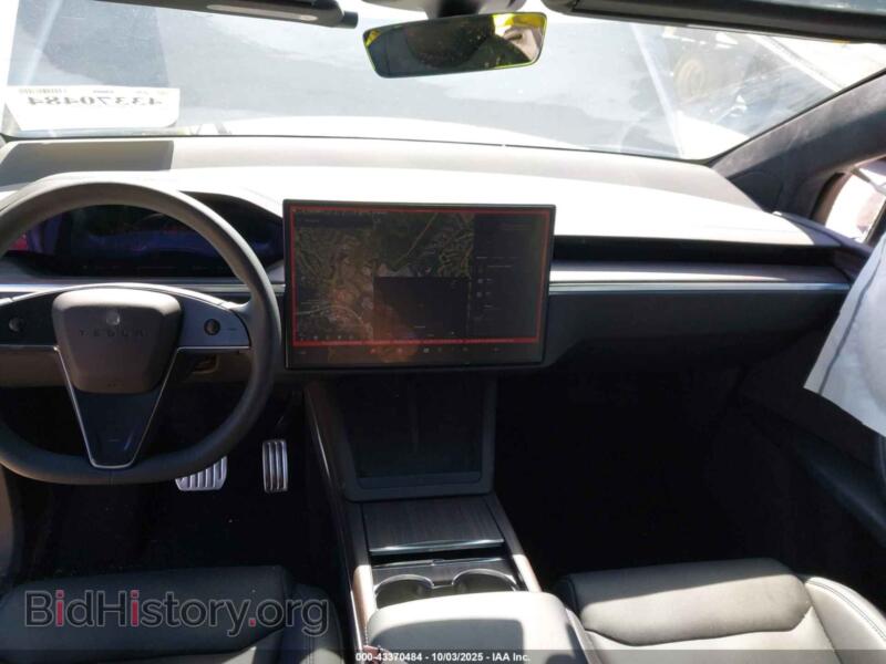 2024 Tesla MODEL X (VIN 7SAXCBE51RF454698) — фото 5 из 16