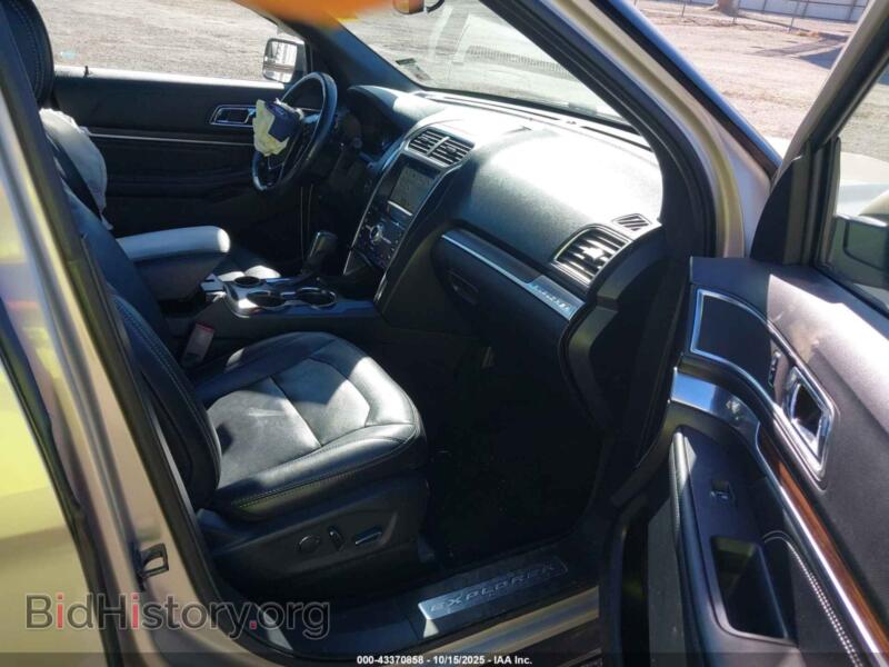 2017 Ford EXPLORER (VIN 1FM5K7F89HGC23660) — photo 5 of 22