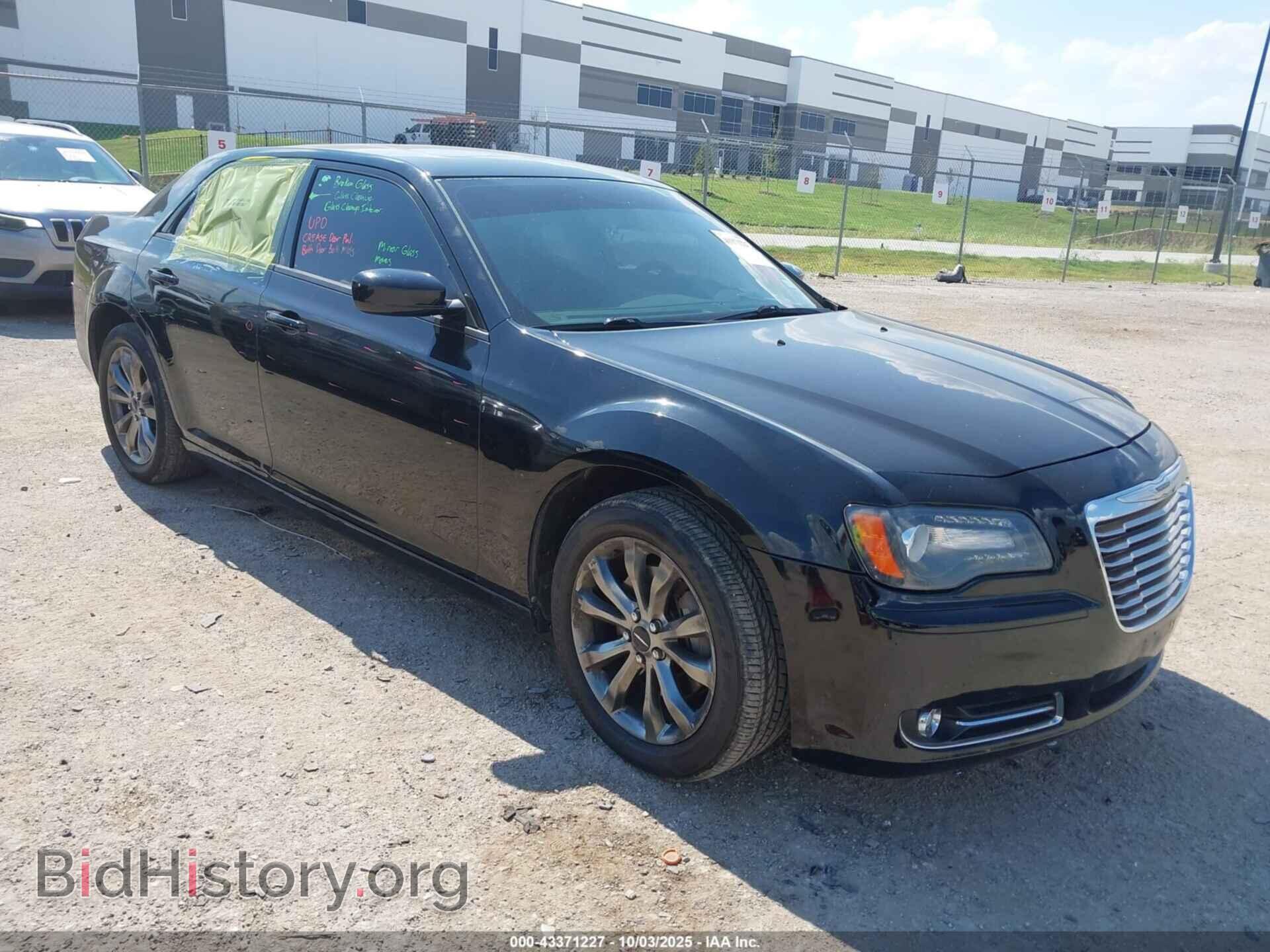 Фотография 2C3CCAGG2EH374484 - CHRYSLER 300 2014