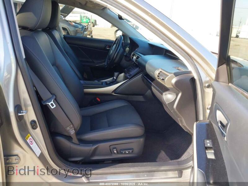 2014 Lexus IS 250 (VIN JTHBF1D23E5012046) — photo 5 of 17