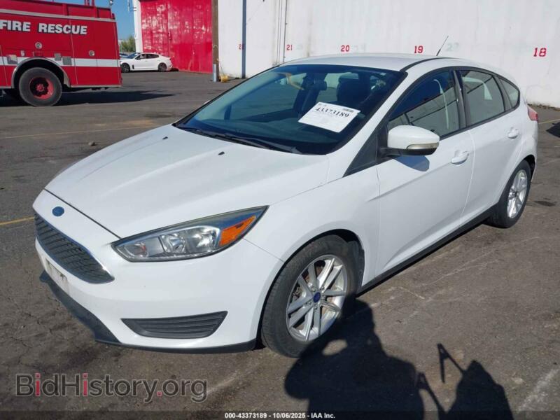 2015 Ford FOCUS (VIN 1FADP3K22FL306921) — фото 2 из 11