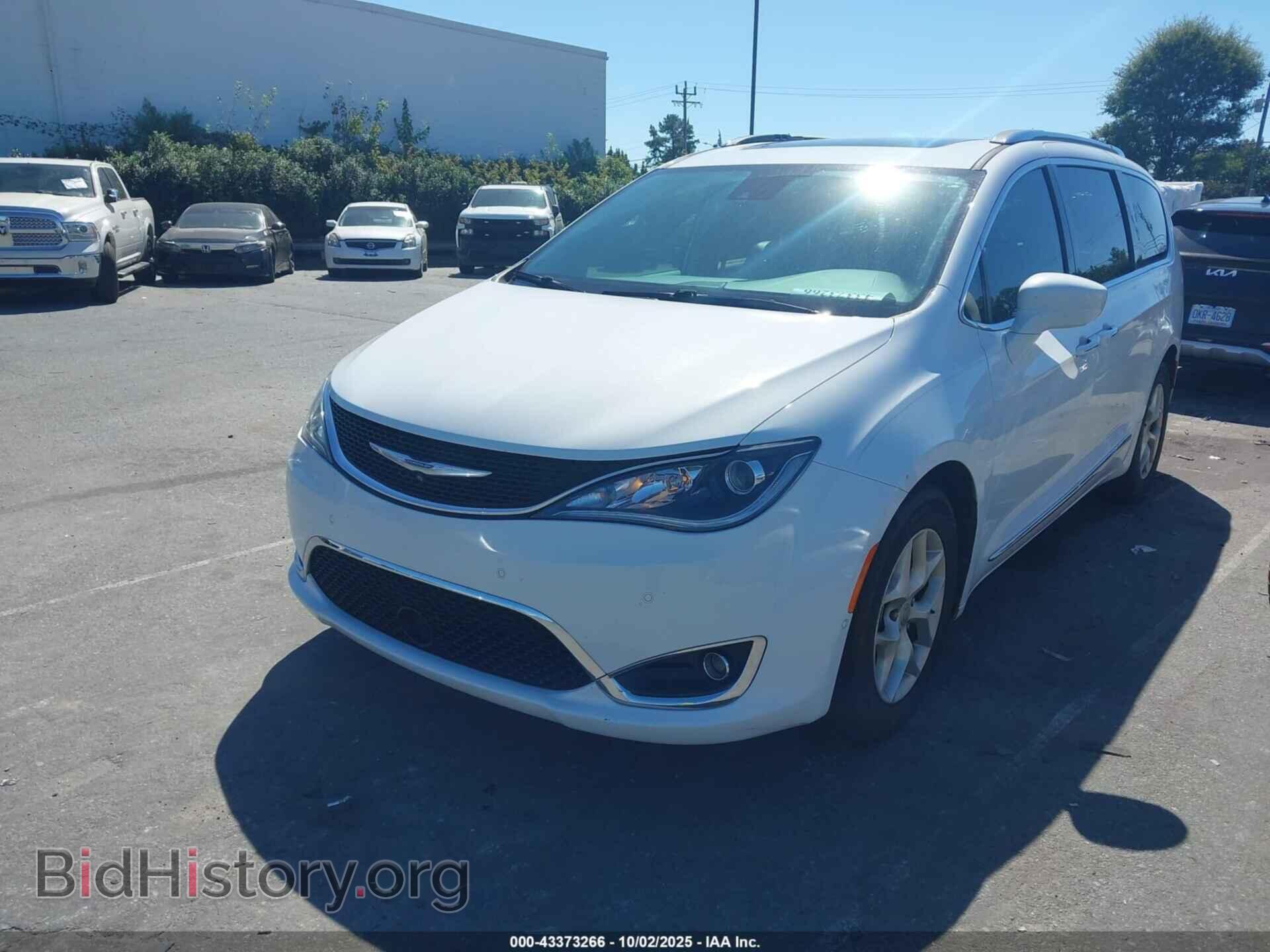 2018 CHRYSLER PACIFICA - VIN: 2C4RC1EG8JR154330 - Фото 2