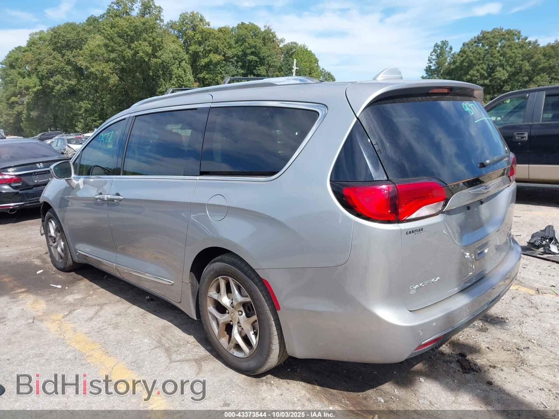 2018 CHRYSLER PACIFICA - VIN: 2C4RC1GG2JR272337 - Фото 3