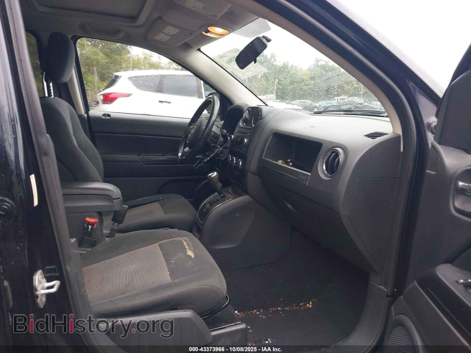 2011 JEEP COMPASS - VIN: 1J4NF1FB2BD207076 - Photo 5