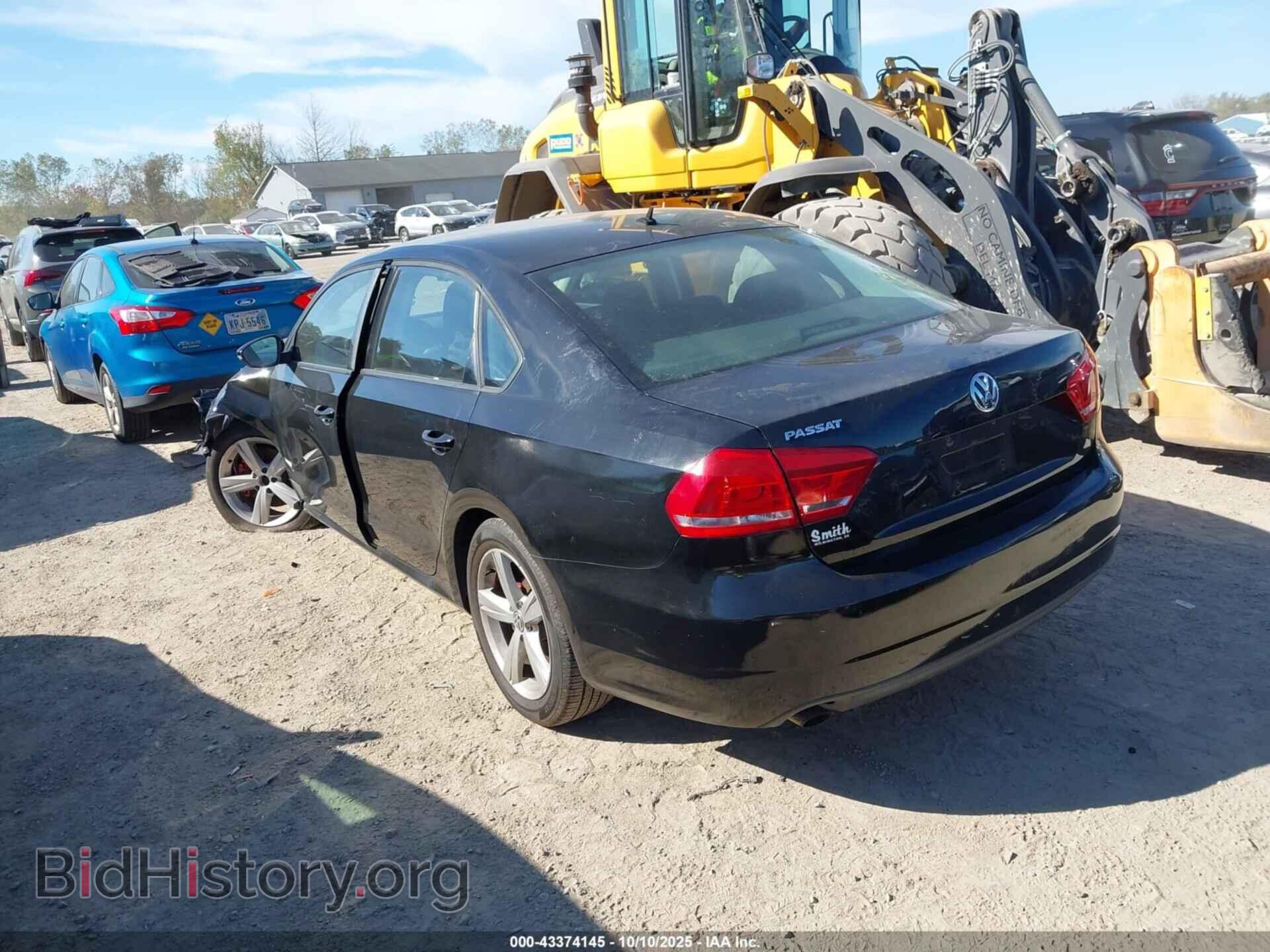2012 VOLKSWAGEN PASSAT - VIN: 1VWAP7A33CC014783 - Фото 3