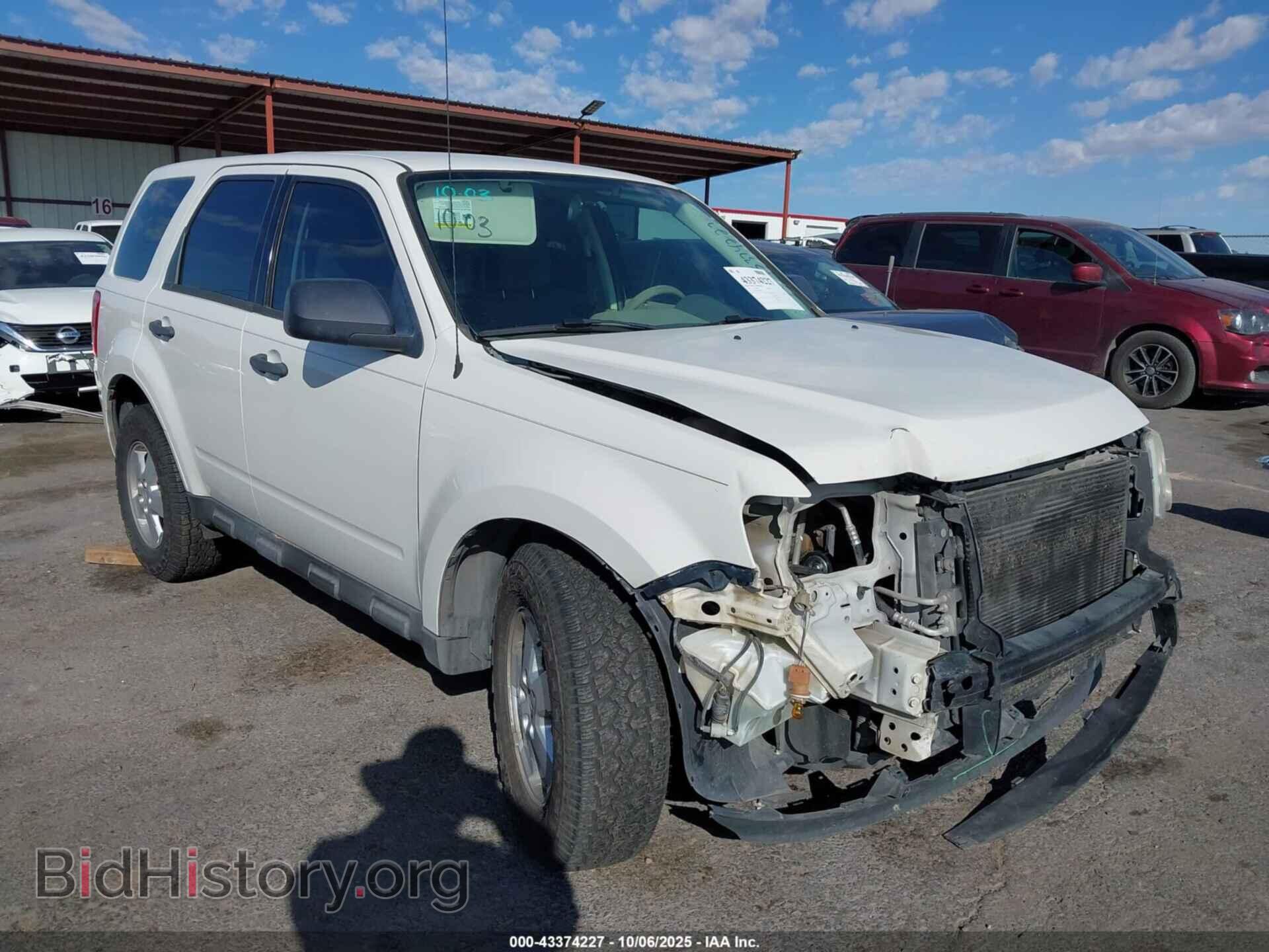 Фотография 1FMCU0C75CKC06980 - FORD ESCAPE 2012