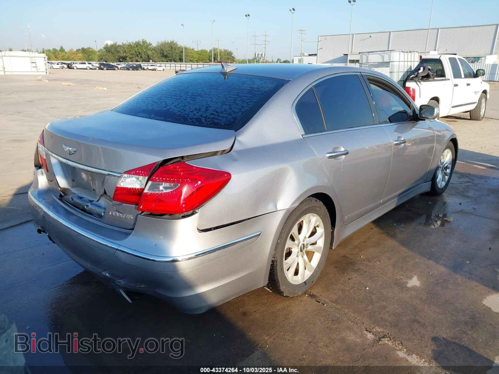2013 HYUNDAI GENESIS - VIN: KMHGC4DD4DU209391 - Фото 4