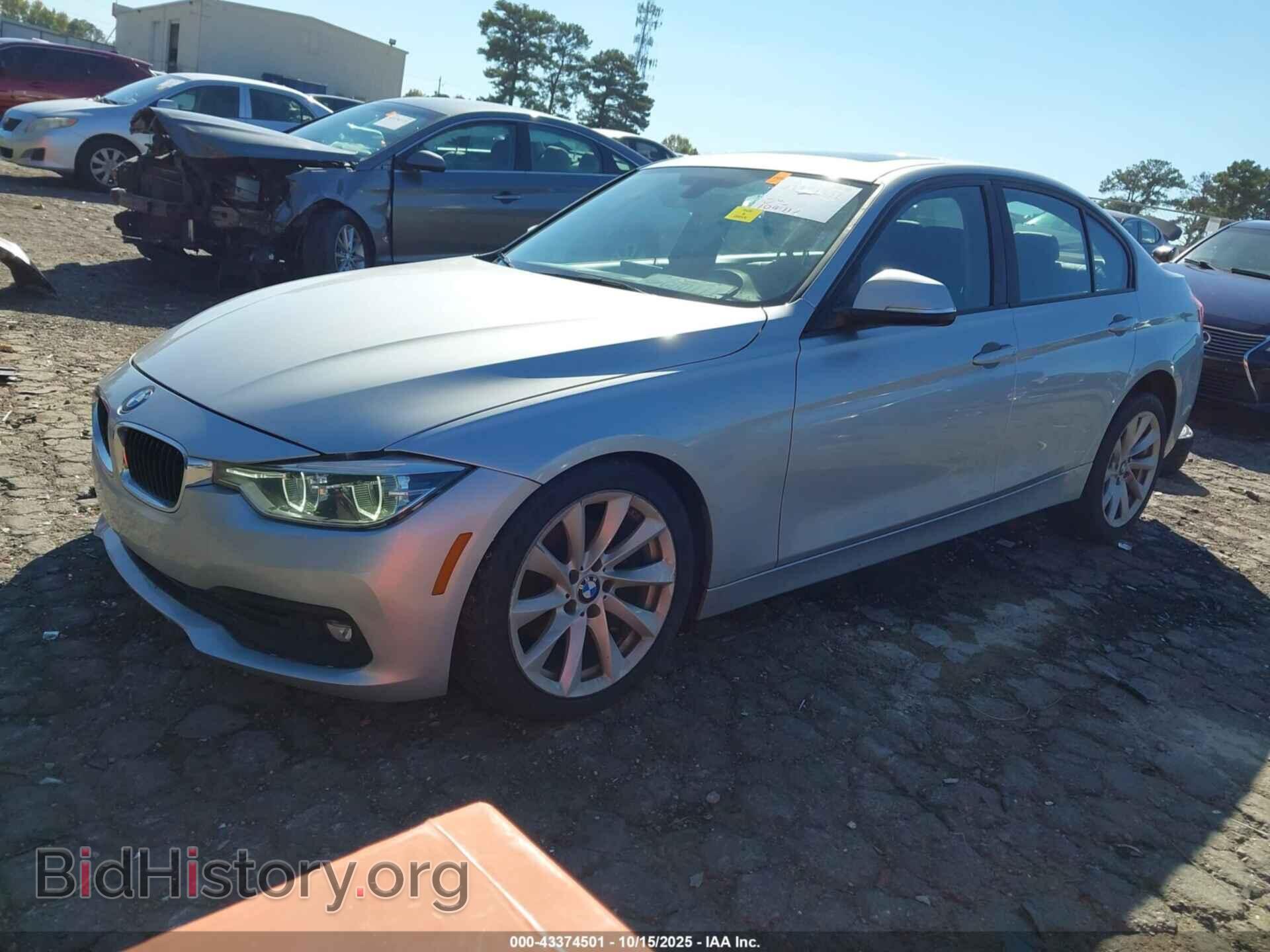 2018 BMW 320I - VIN: WBA8A3C56JA491482 - Фото 2
