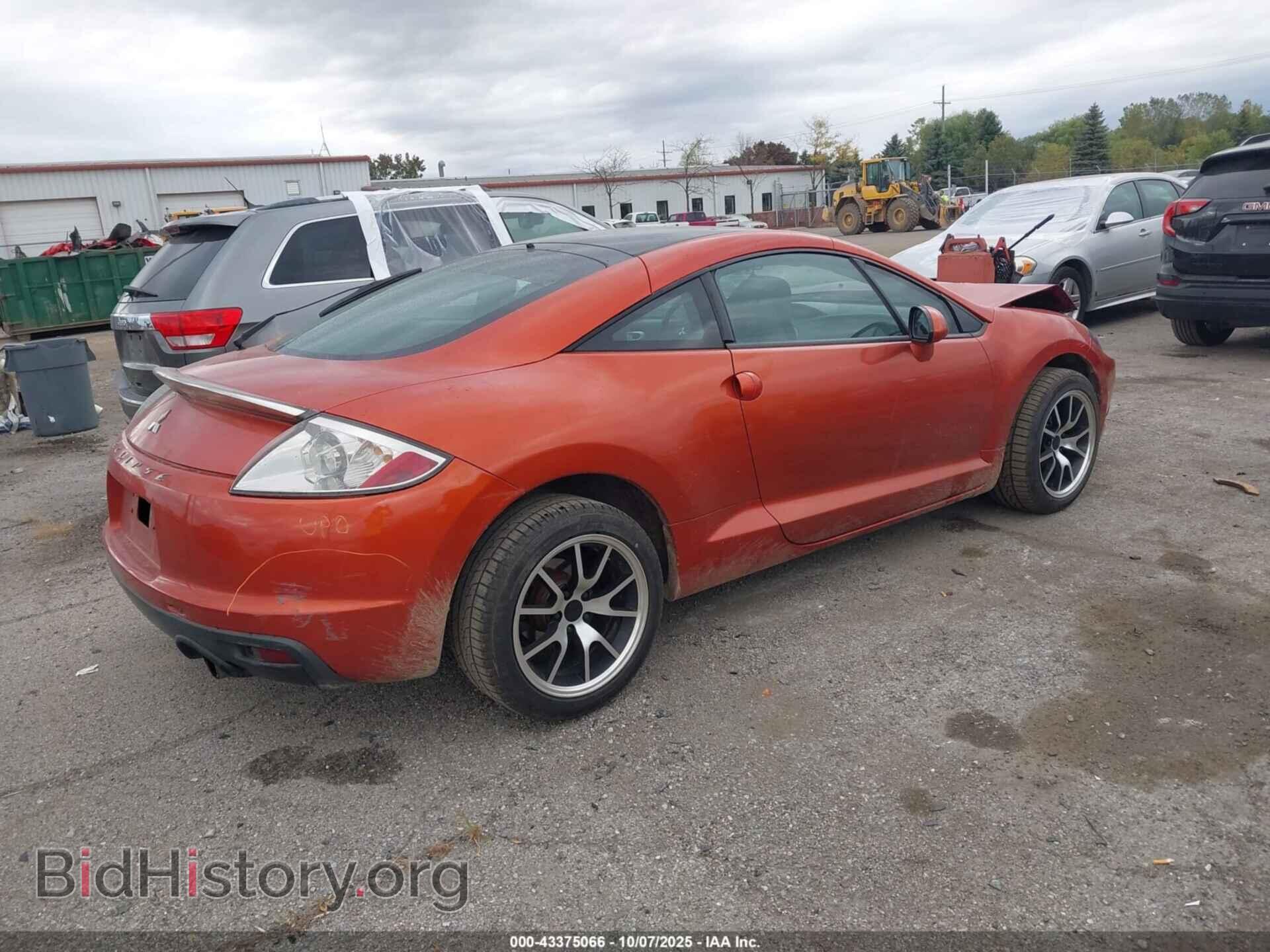 2011 MITSUBISHI ECLIPSE - VIN: 4A31K5DF5BE004073 - Photo 4
