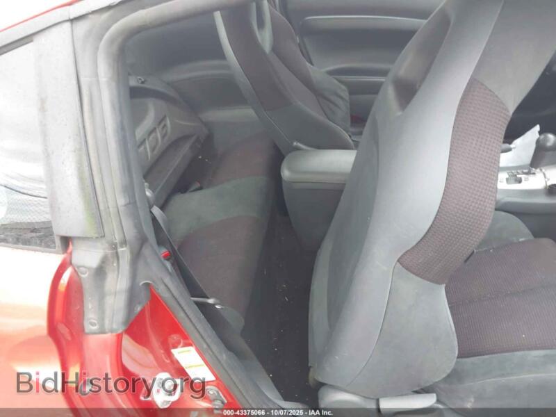 2011 Mitsubishi ECLIPSE (VIN 4A31K5DF5BE004073) — фото 8 из 11