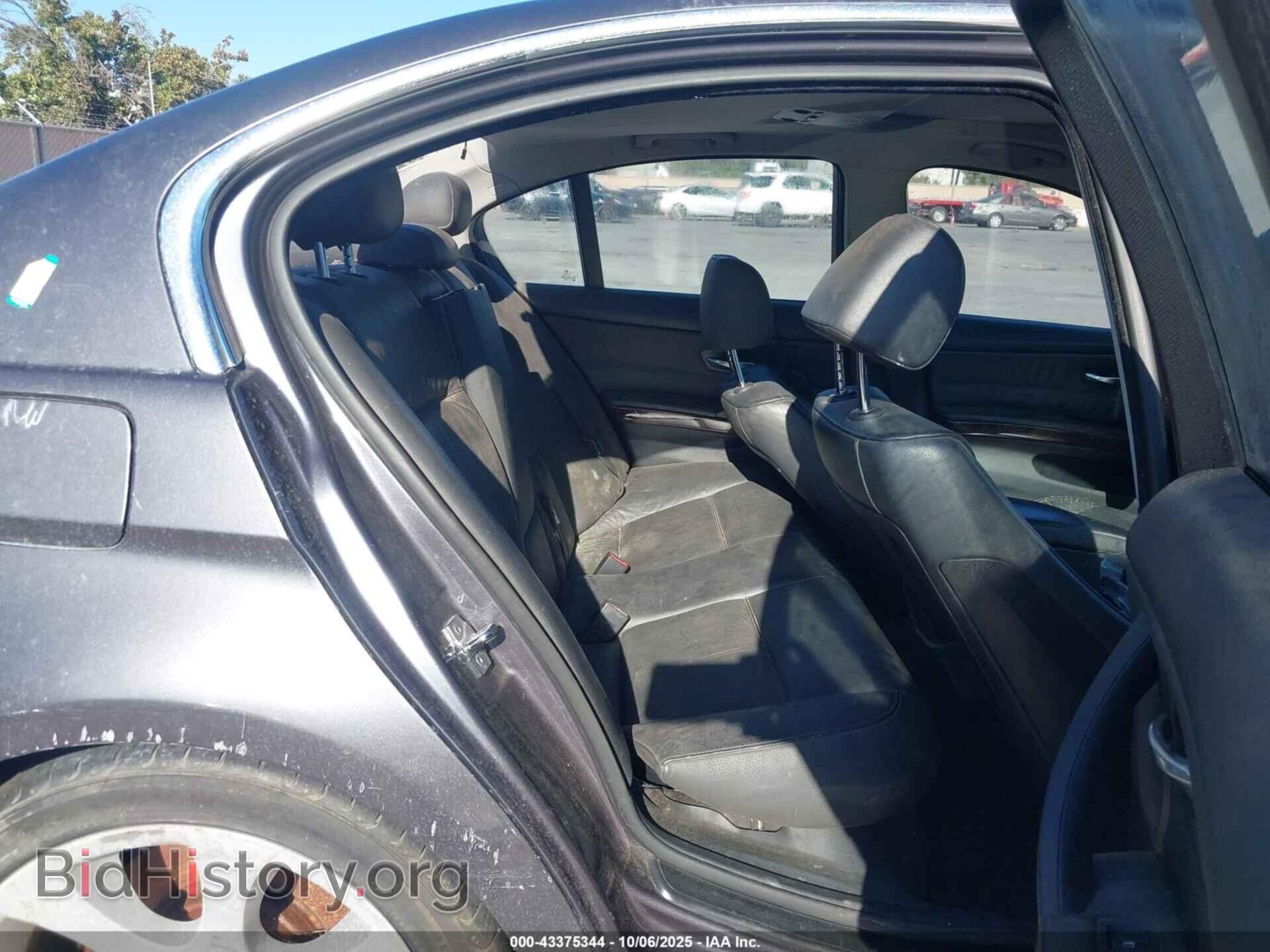 2006 BMW 330I - VIN: WBAVB33586KR75218 - Фото 8