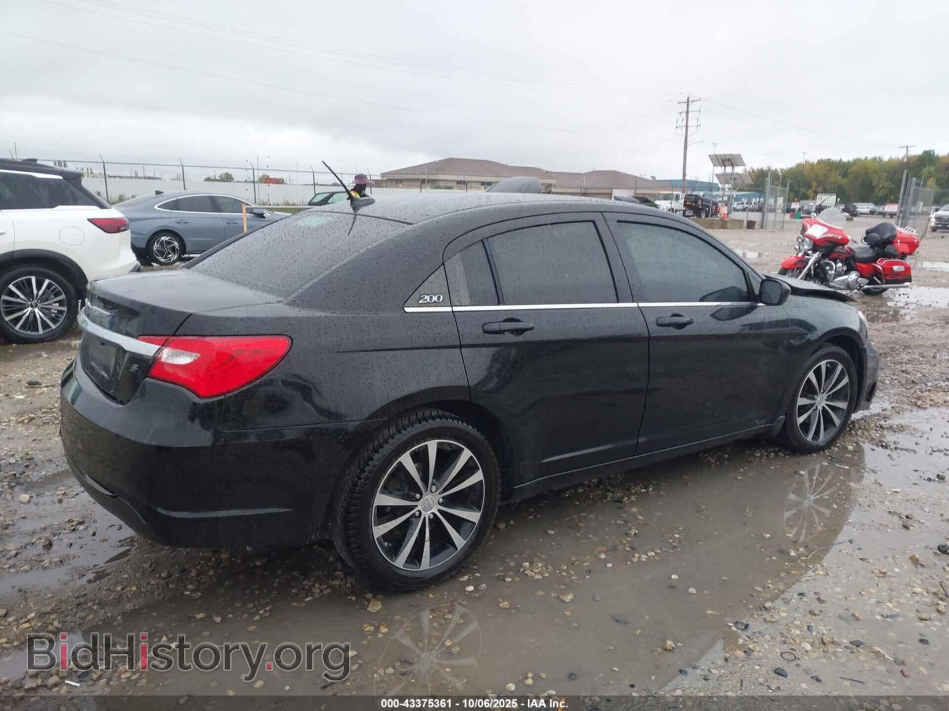 2014 CHRYSLER 200 - VIN: 1C3CCBBB8EN150810 - Photo 4