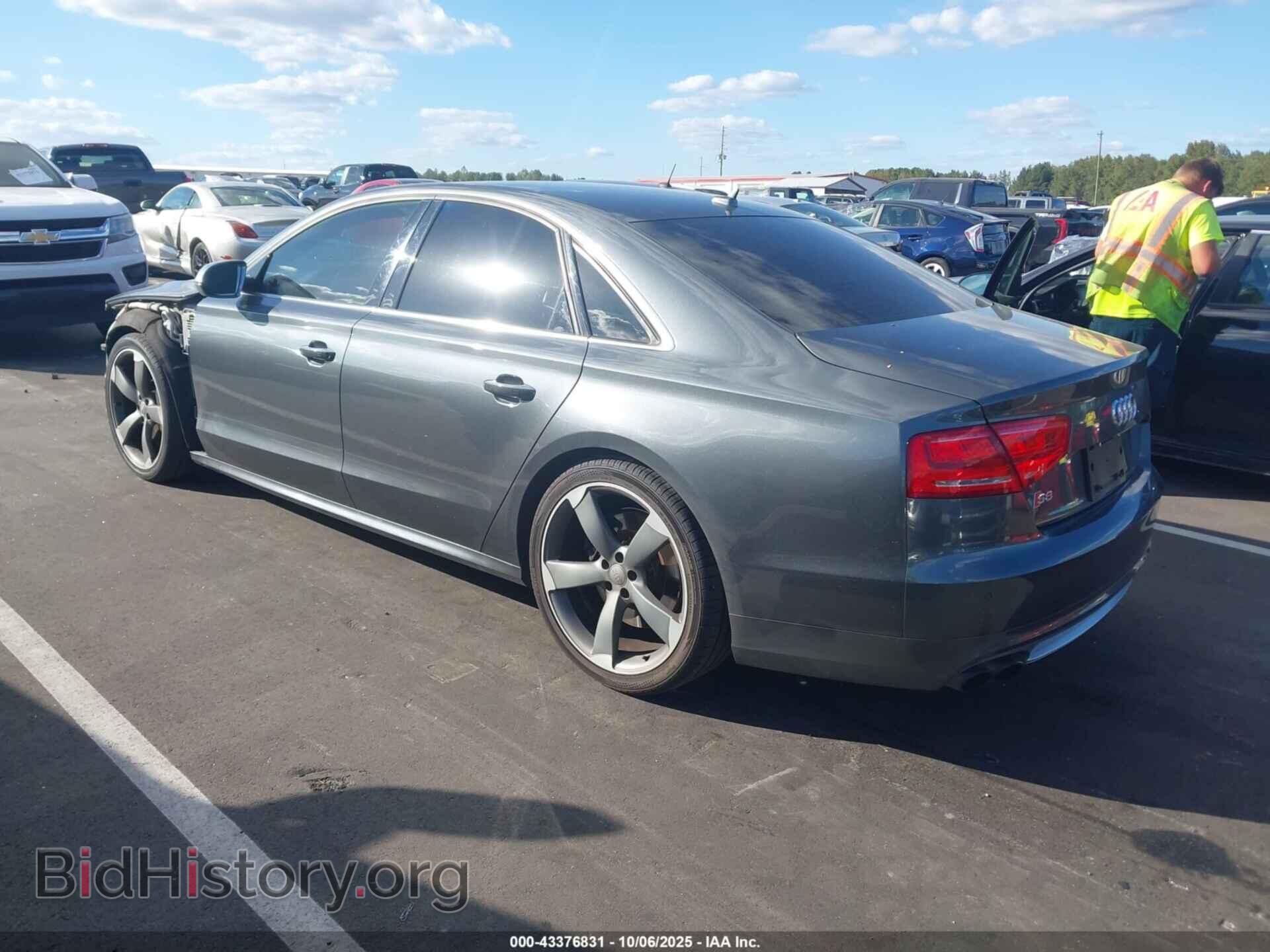 2014 AUDI S8 - VIN: WAUD2AFD9EN004471 - Фото 3