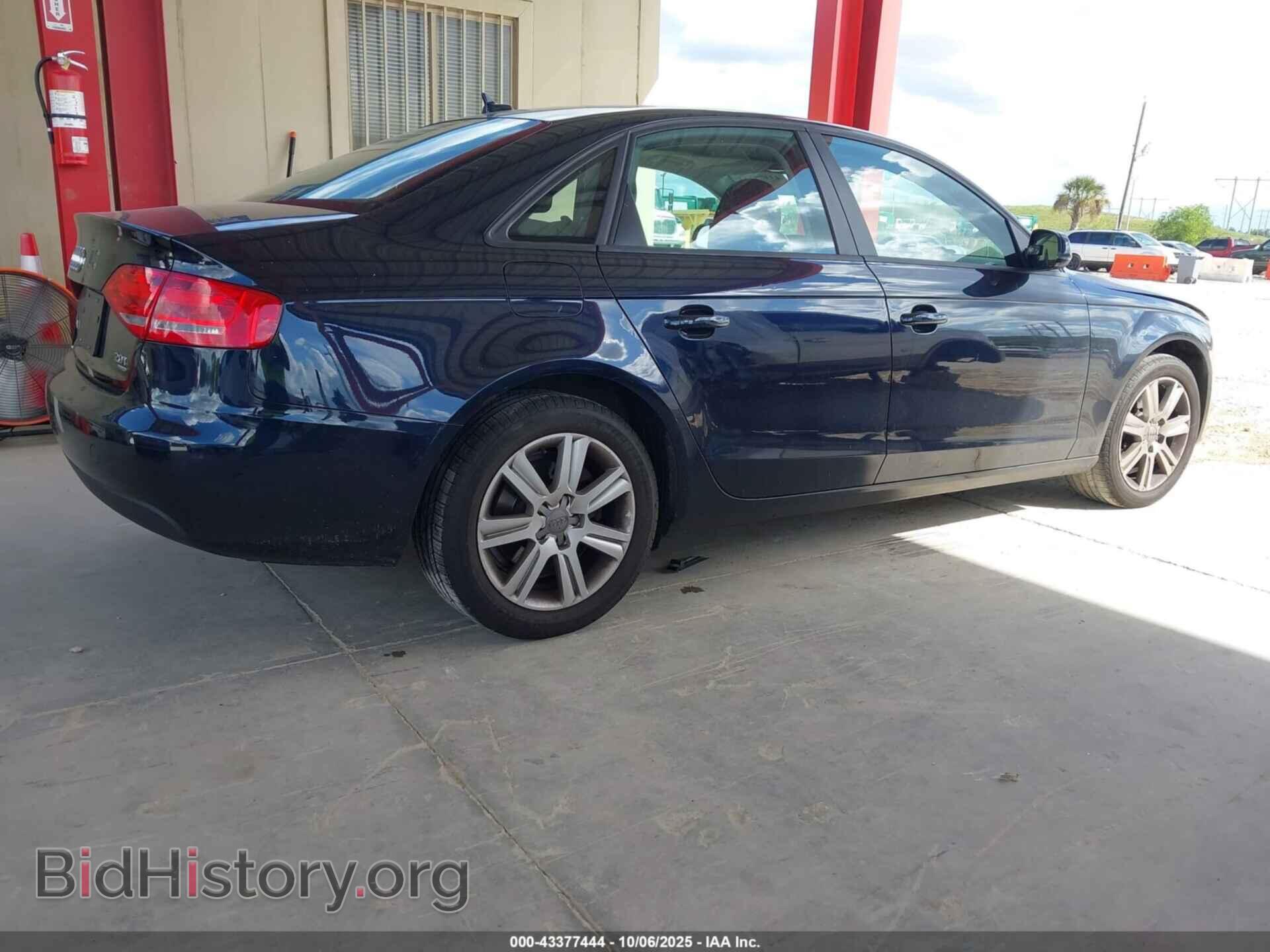 2010 AUDI A4 - VIN: WAUBFAFL4AN066955 - Фото 4